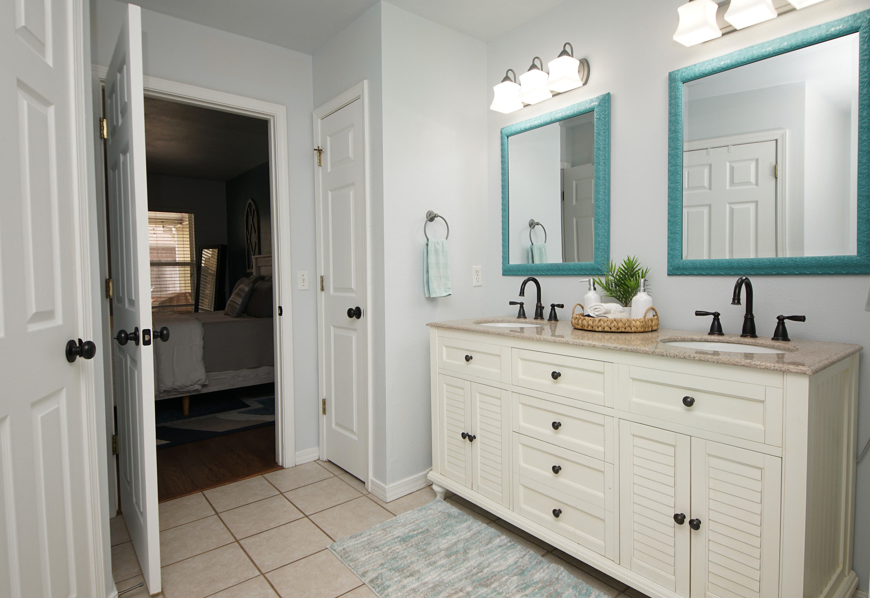 Bluewater Common/Shadow Oaks - Residential