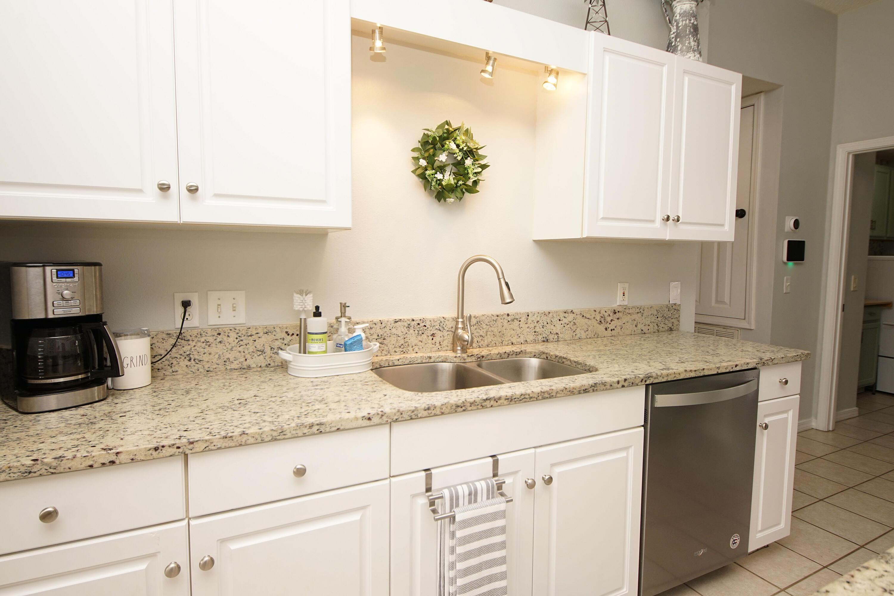 Bluewater Common/Shadow Oaks - Residential