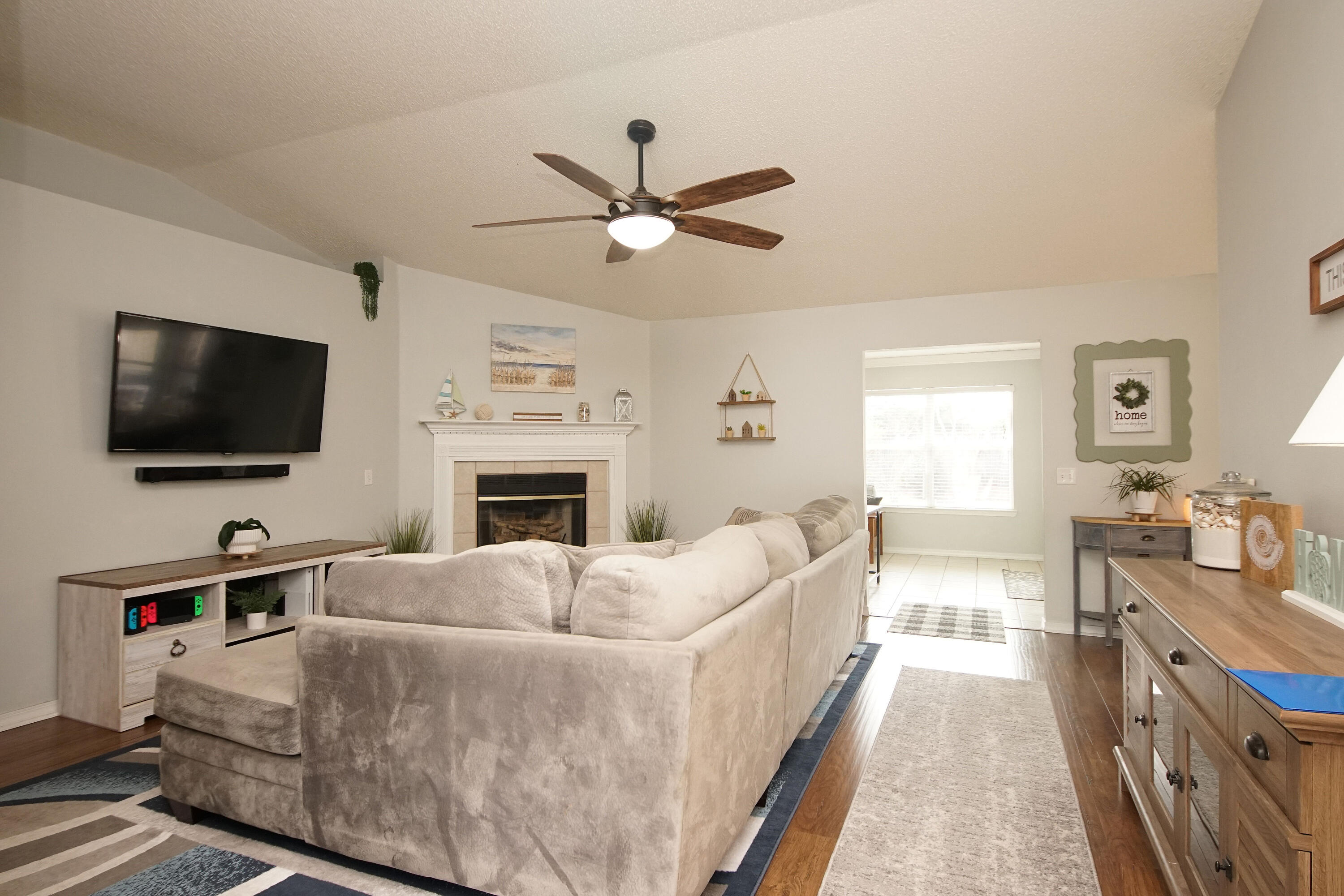 Bluewater Common/Shadow Oaks - Residential