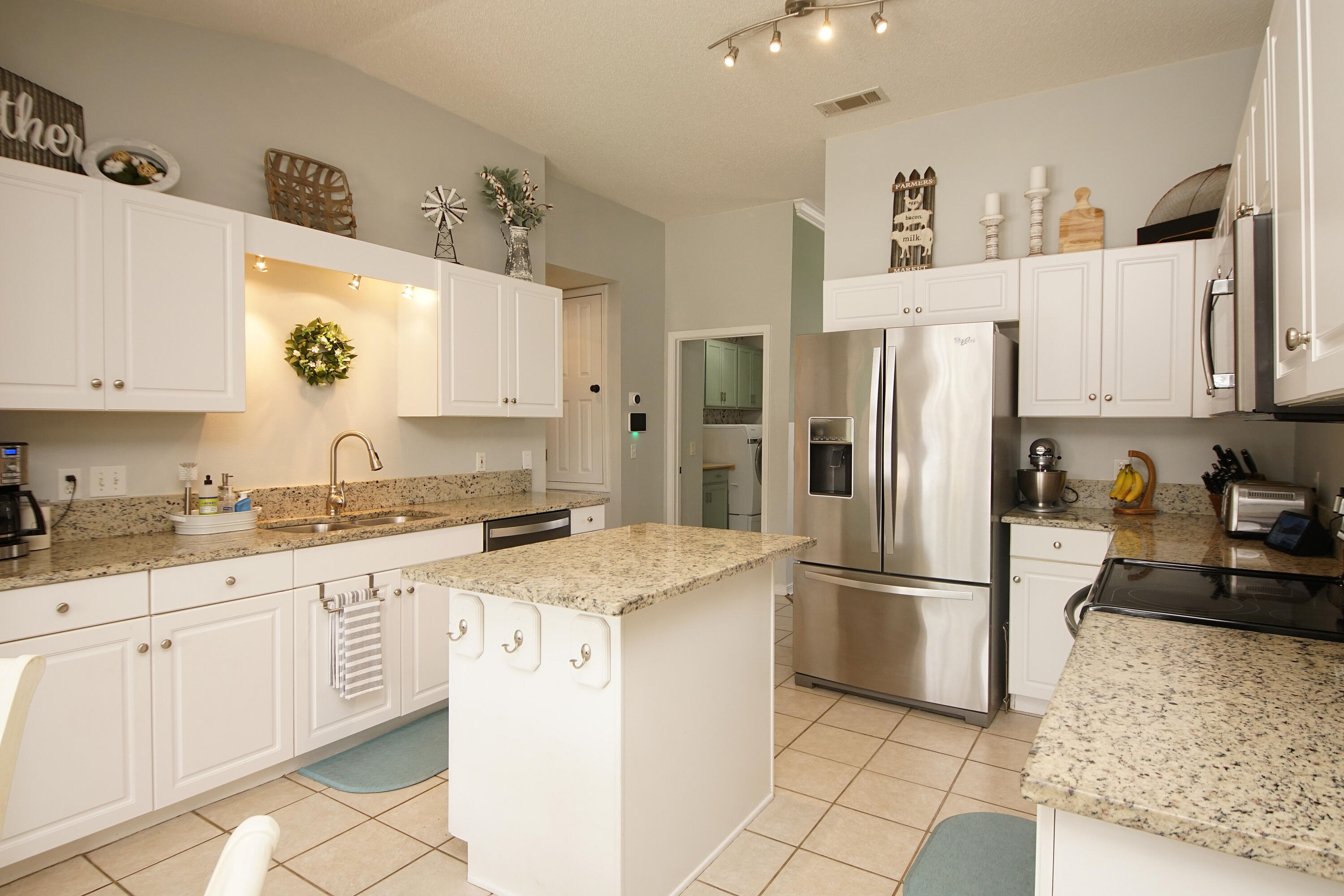 Bluewater Common/Shadow Oaks - Residential