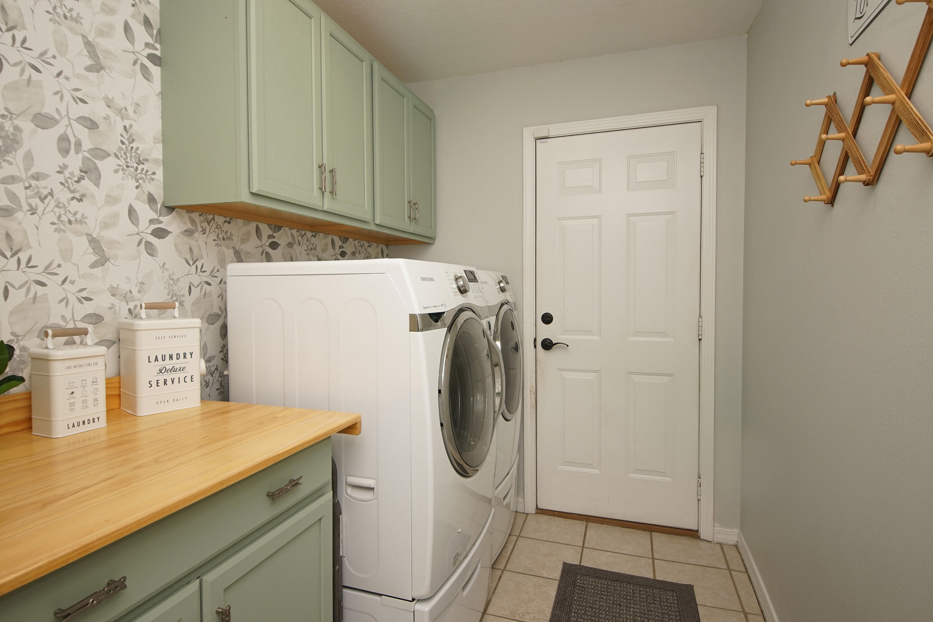 Bluewater Common/Shadow Oaks - Residential