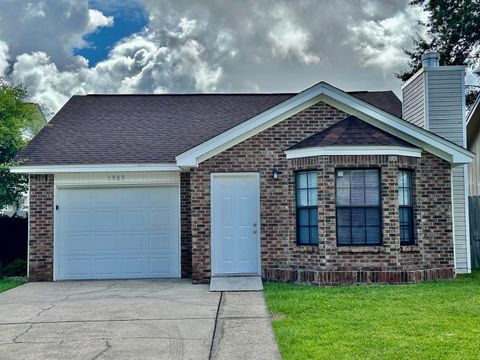 A home in Fort Walton Beach