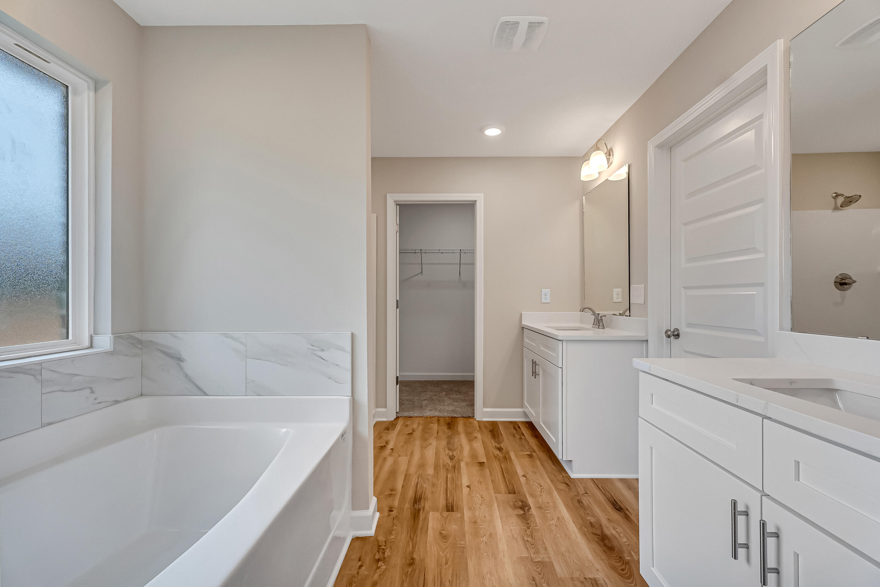 BARTON'S BEND - Residential