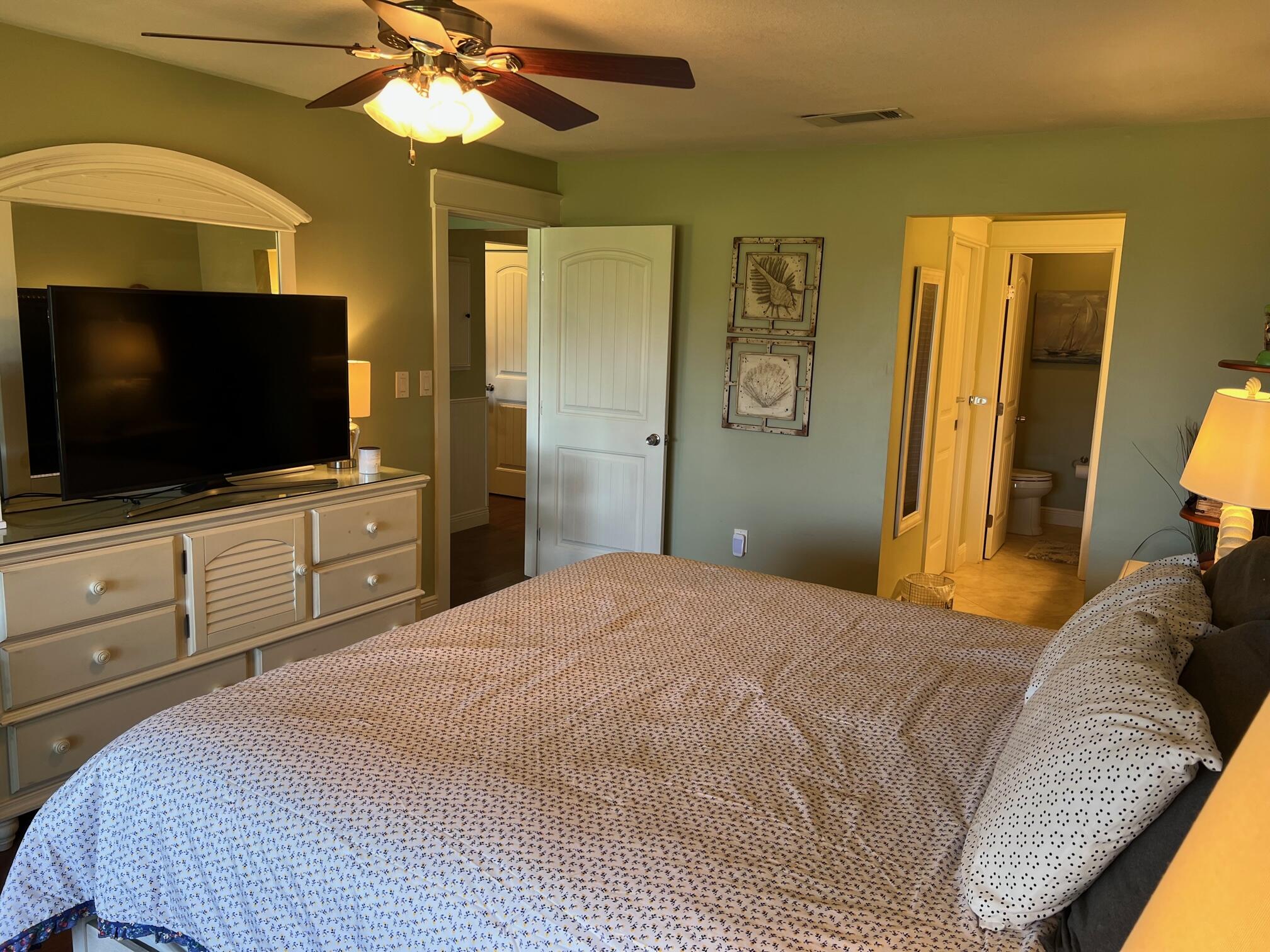 EDGEWATER GOLF VILLAS 3A CONDO - Residential