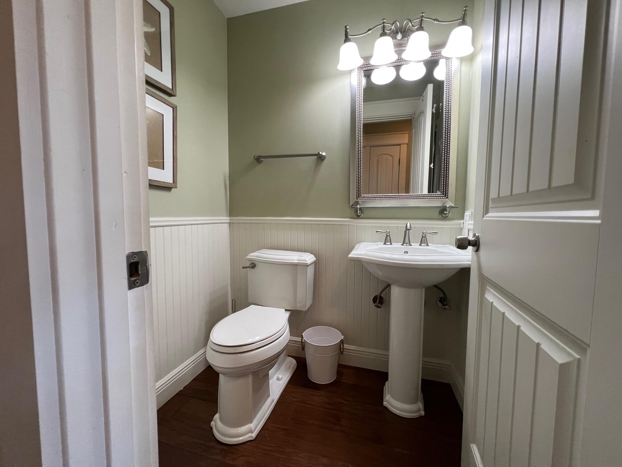 EDGEWATER GOLF VILLAS 3A CONDO - Residential