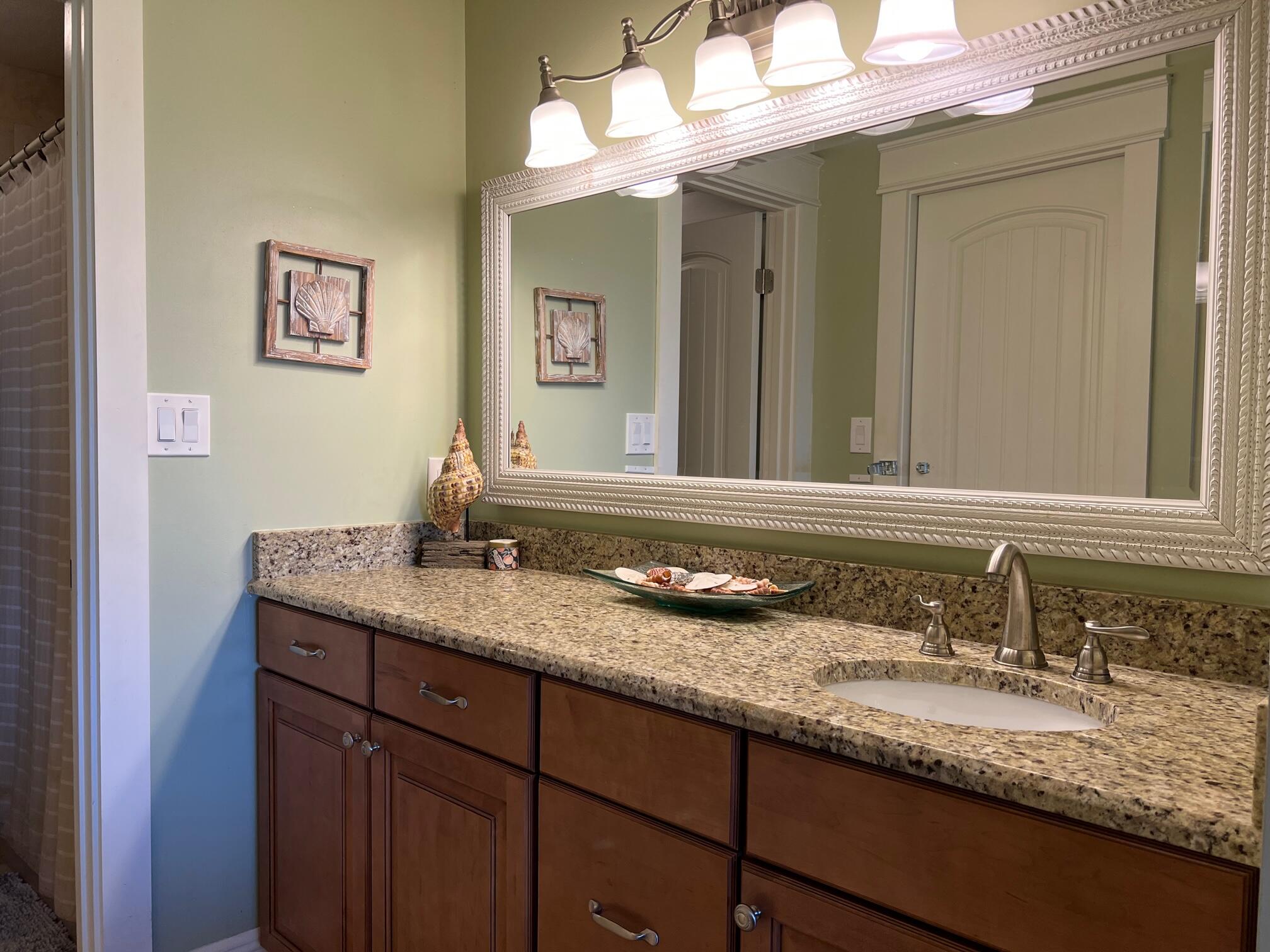 EDGEWATER GOLF VILLAS 3A CONDO - Residential