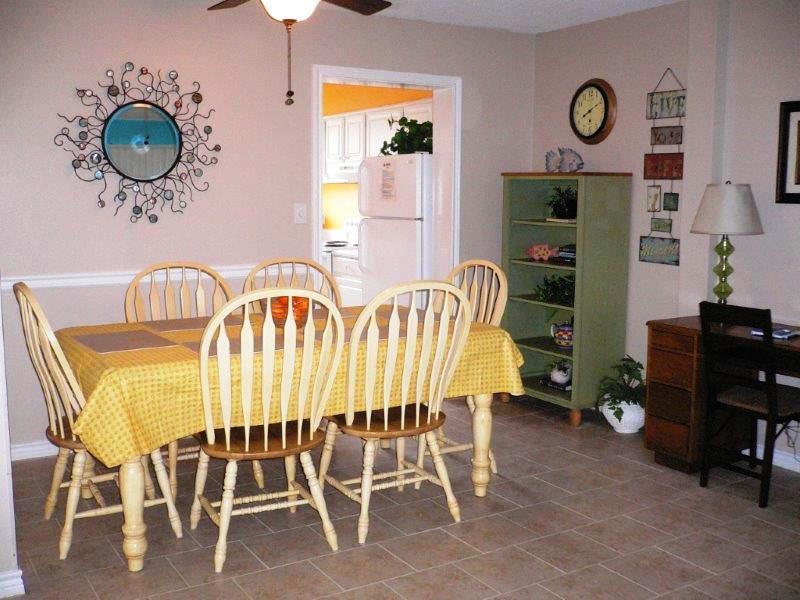 THIS BEAUTIFULLY REDECORATED CONDO COMES FULLY FURNISHED AND RENTAL READY.NEWLY TILED FLOORS, GRANITE COUNTERTOPS AND A PATIO WITH DECORATIVE PAVERS ARE JUST A FEW OF THE IMPROVEMENTS.CONVENIENTLY LOCATED IN THE HEART OF DESTIN SOUTH BAY IS A 14 ACRE FAMILY FRIENDLY RESORT WITH A 300' WHITE PRISTINE BEACH LOCATED ON THE GULF OF MEXICO. THIS UNIT IS AN END UNIT LOCATED CLOSE TO ONE OF THE TWO POOLS AND JUST A SHORT WALK TO THE BEACH. NO STREETS TO CROSS TO GET TO THE BEACH!! THIS COMMUNITY ALSO HAS TWO POOLS, TWO TENNIS COURTS AND A FISHING LAKE.