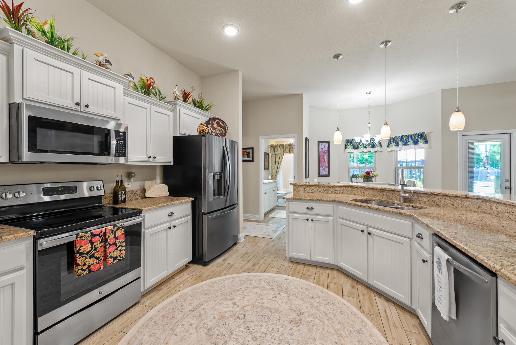 HOLLEY BY THE SEA - Residential