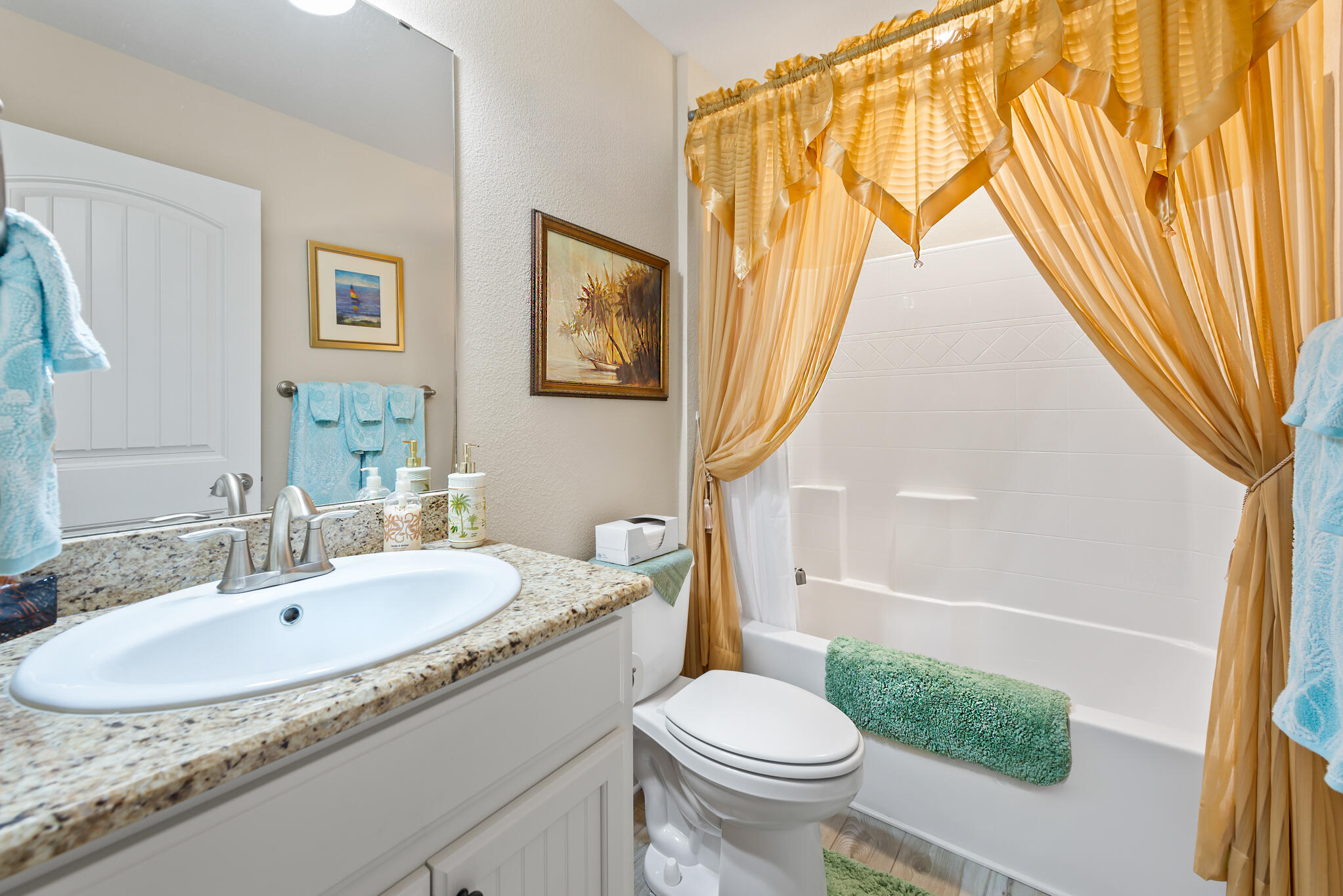 HOLLEY BY THE SEA - Residential