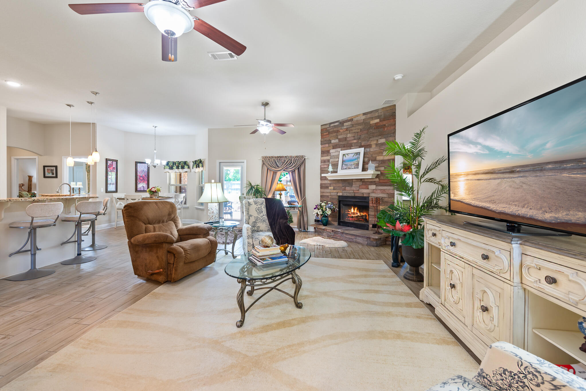 HOLLEY BY THE SEA - Residential