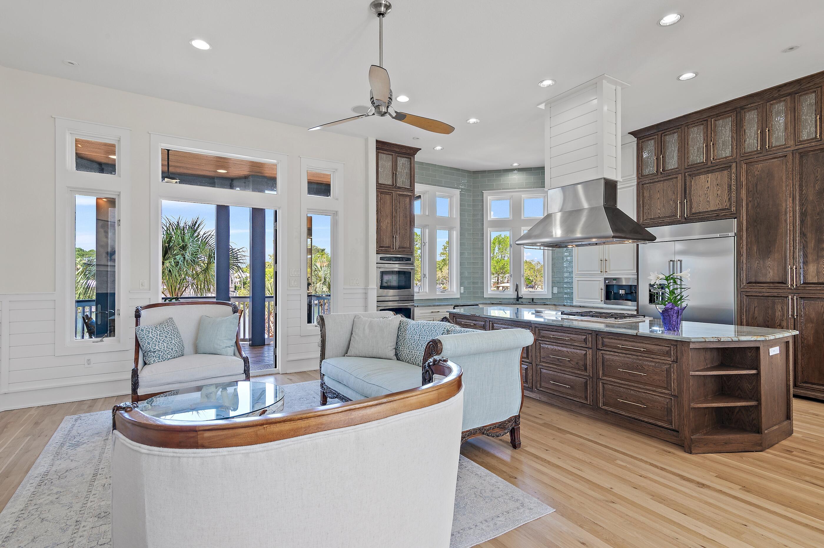 TURQUOISE BEACH - Residential