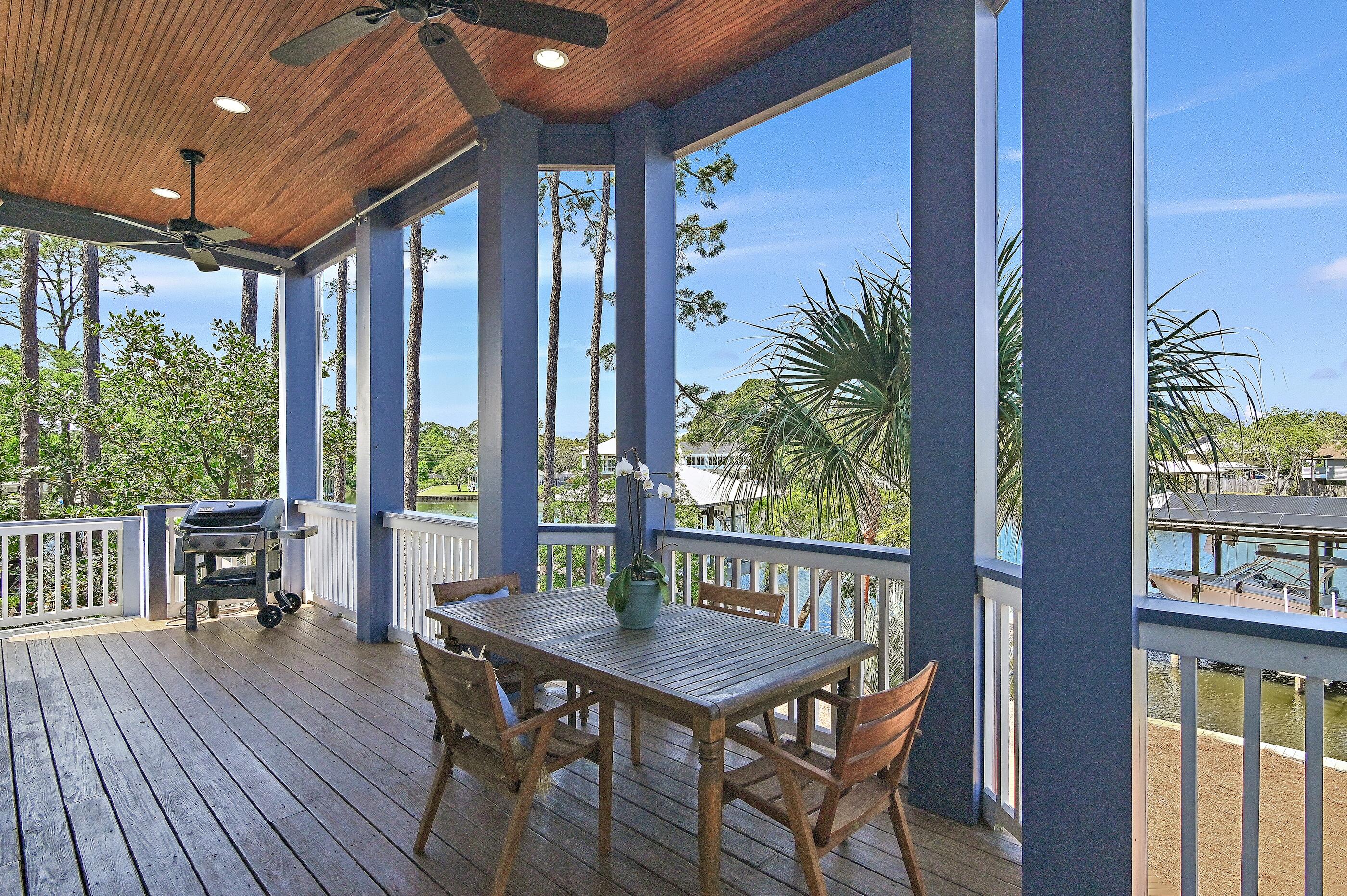 TURQUOISE BEACH - Residential