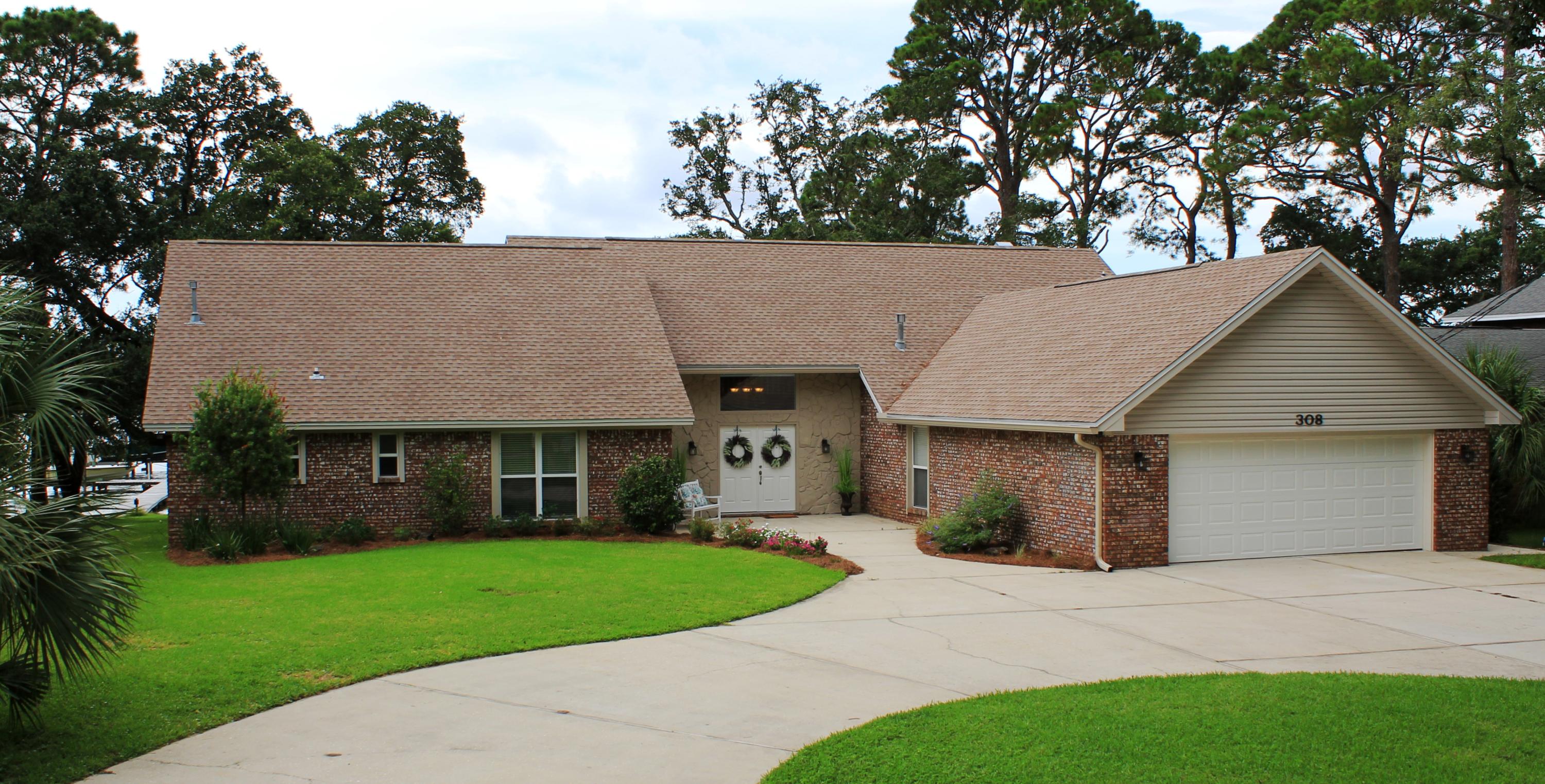 Welcome Home!!! From your backyard, panoramic views of the Choctawhatchee Bay and Brooks Bridge. Home is centrally located in Fort Walton Beach, near local area favorite restaurants, attractions, shopping and close proximity to the beaches of the Emerald Coast. 2 Boat Slips with 10,000 lbs lifts with a second story deck.