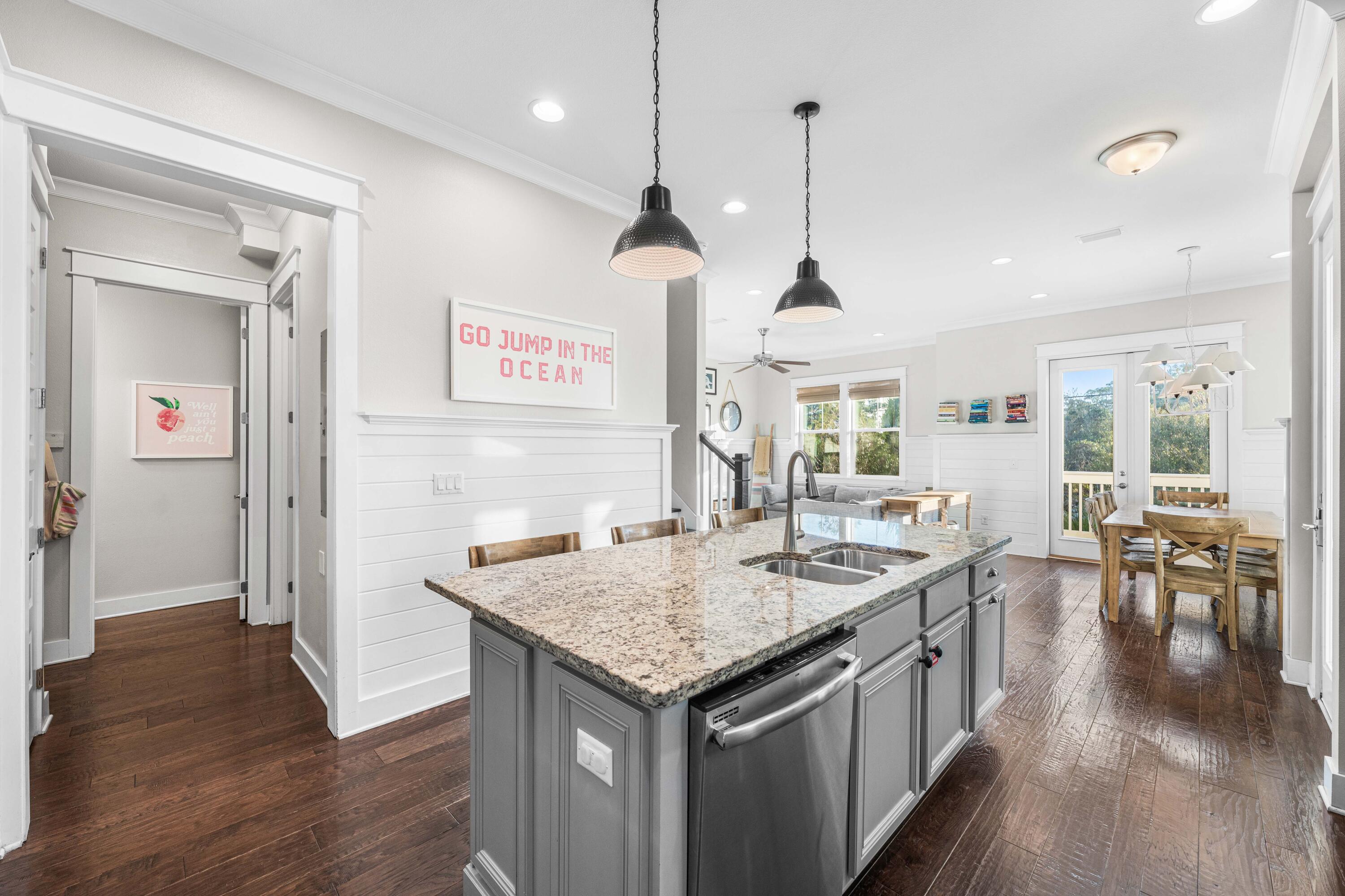 PROMINENCE - Residential