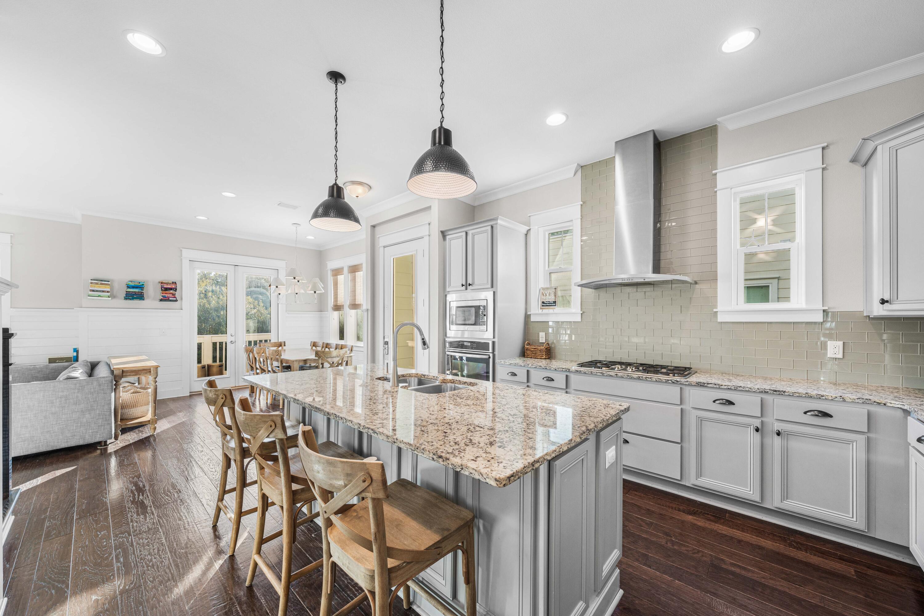 PROMINENCE - Residential