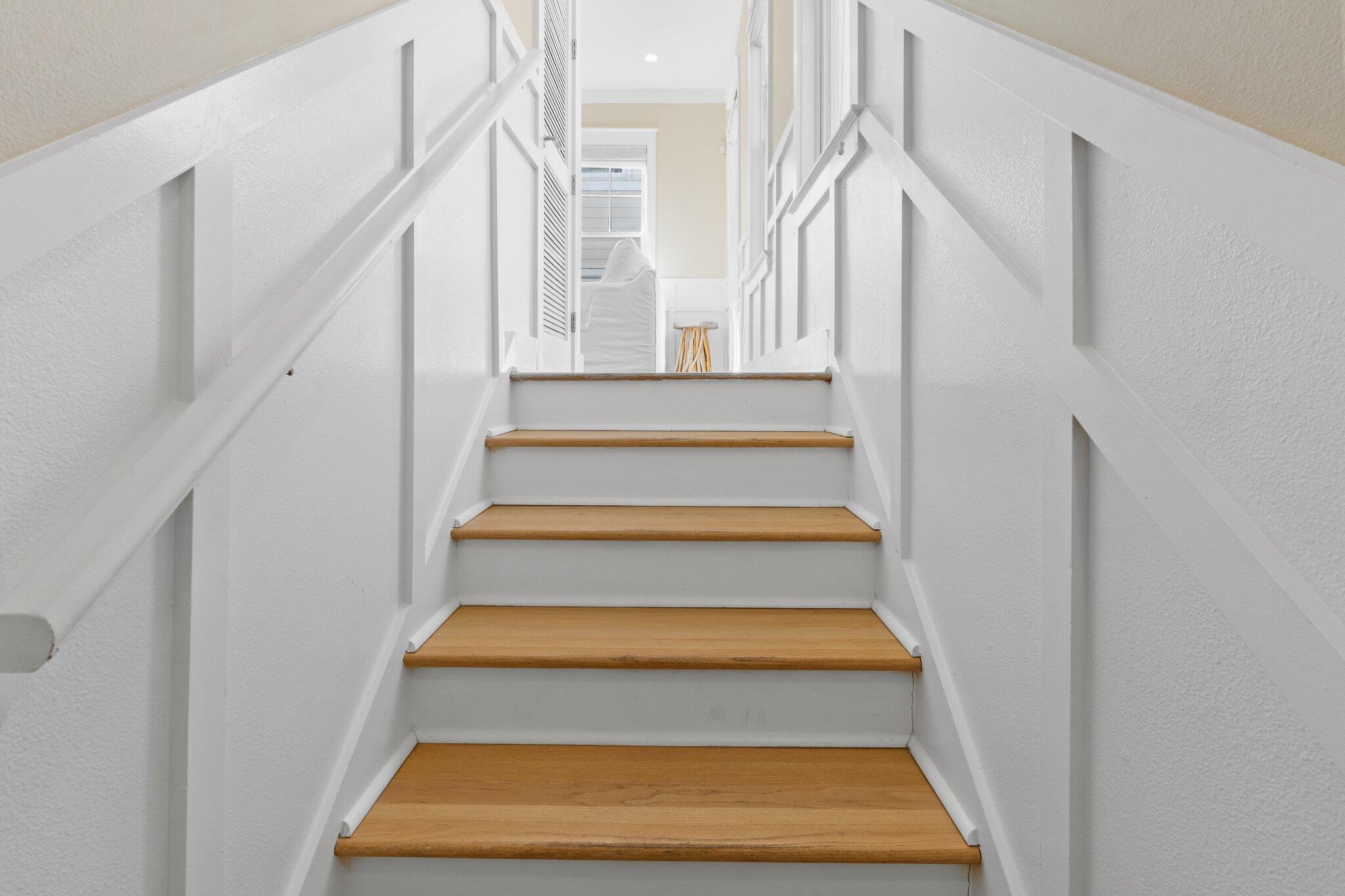 SUMMER'S EDGE - Residential