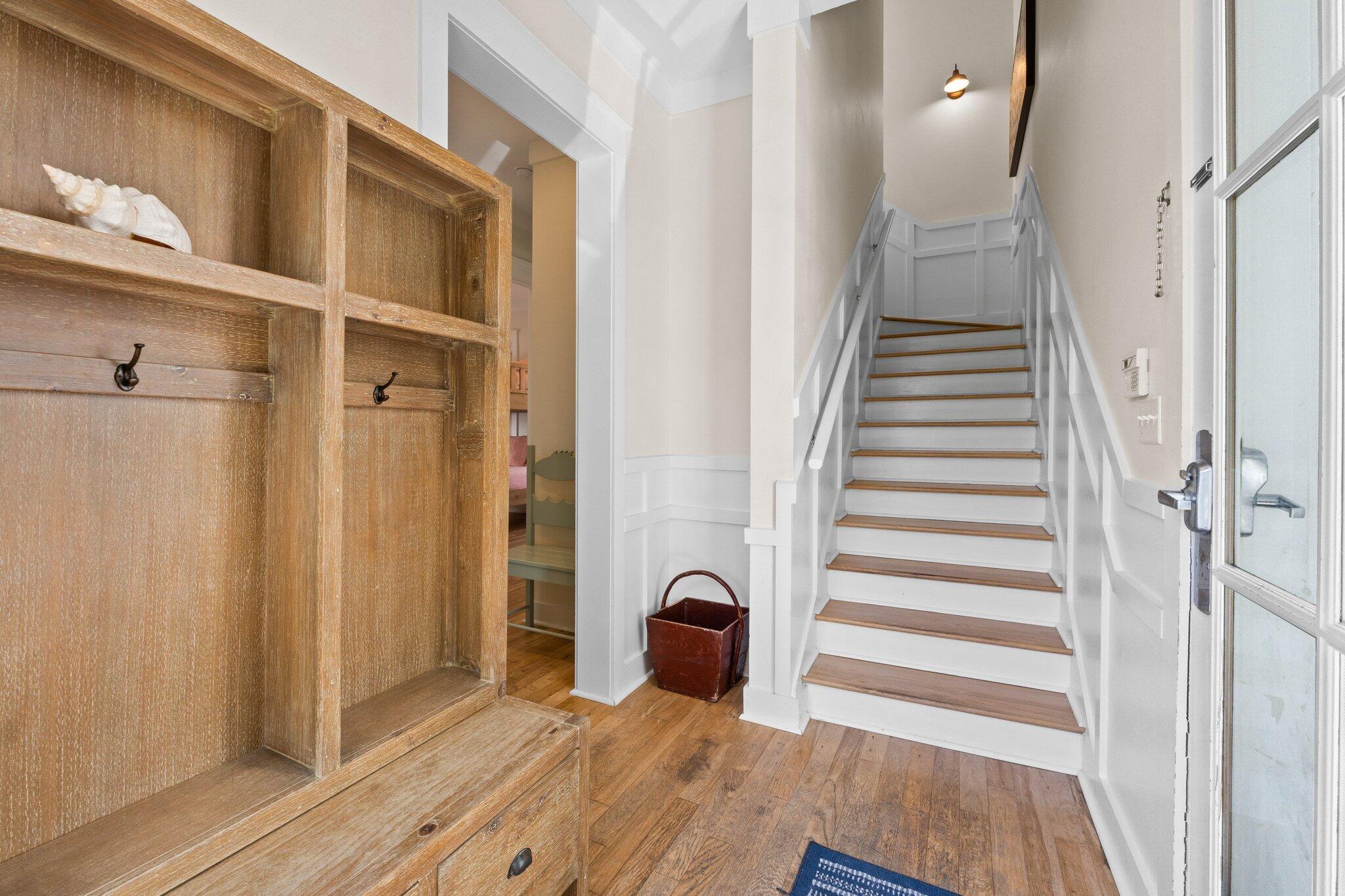 SUMMER'S EDGE - Residential