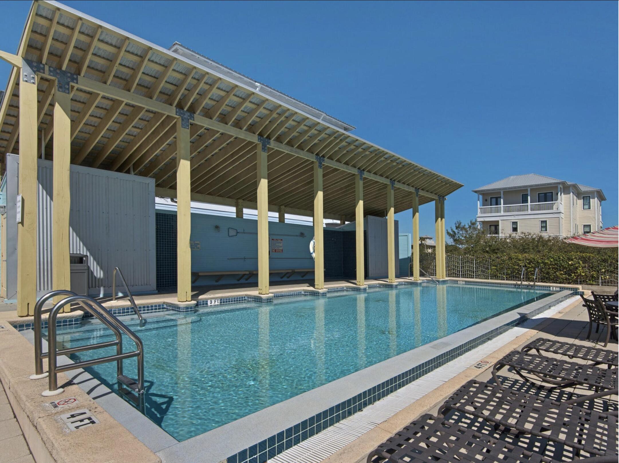 SUMMER'S EDGE - Residential