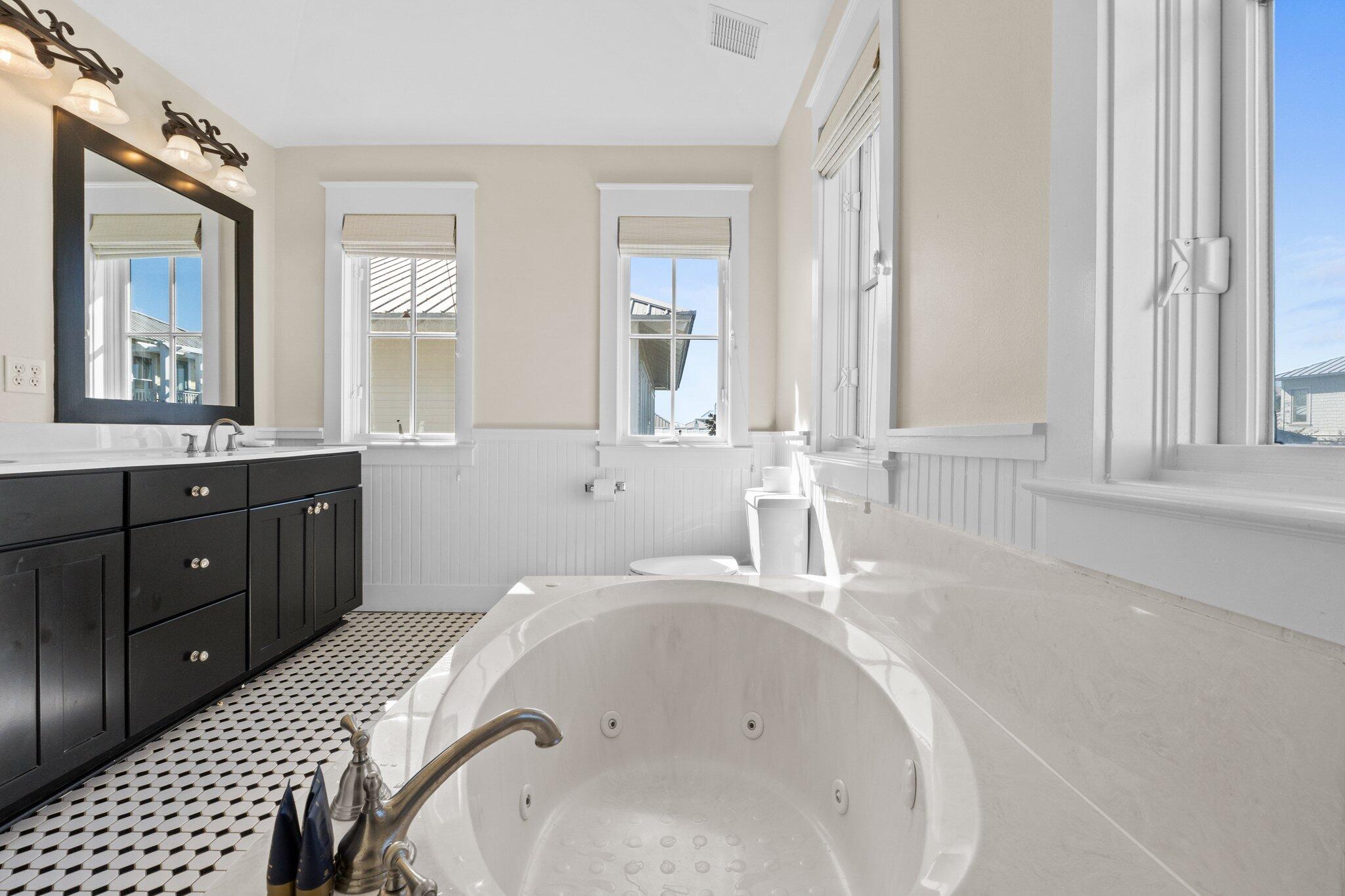 SUMMER'S EDGE - Residential