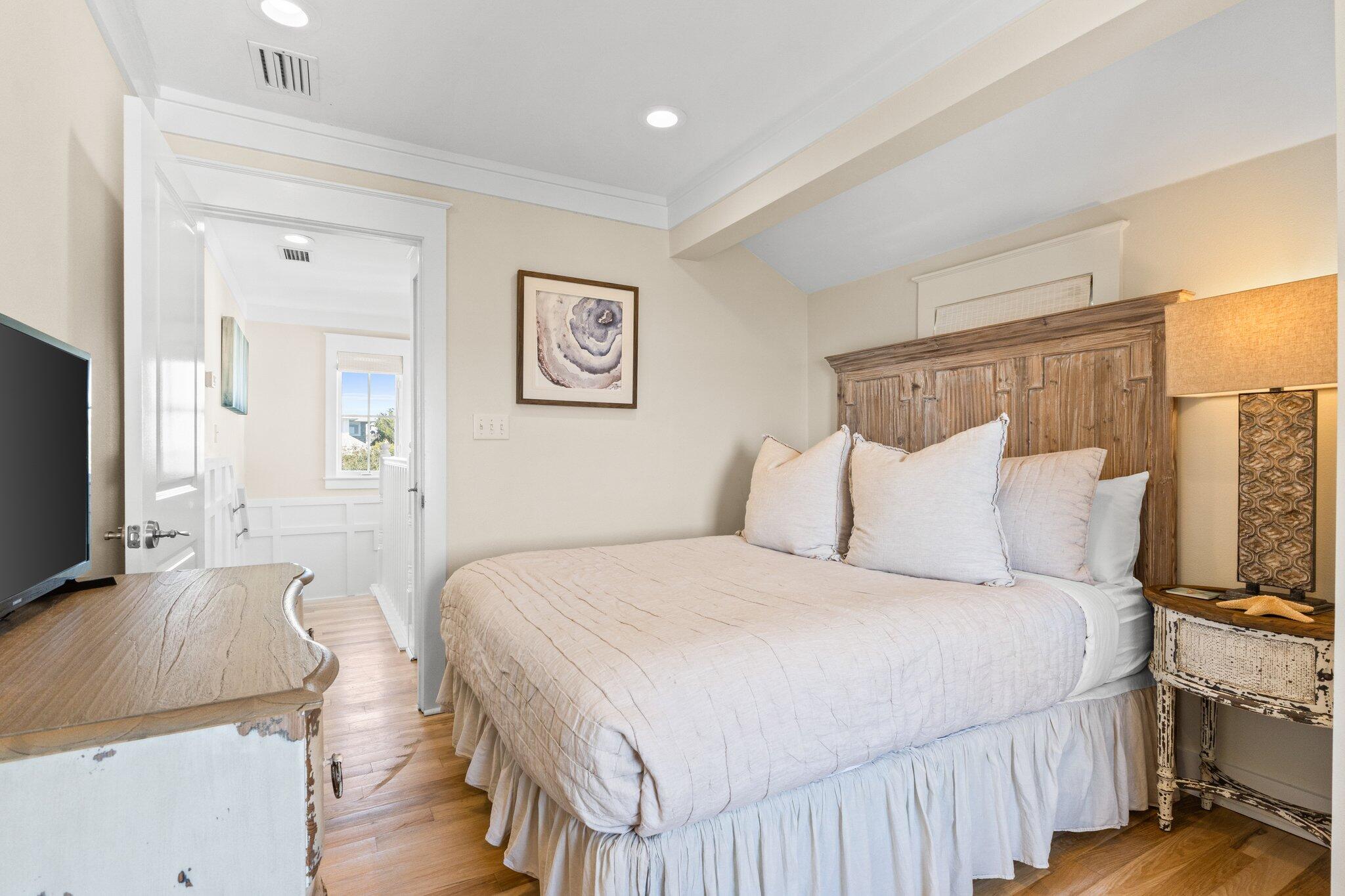 SUMMER'S EDGE - Residential