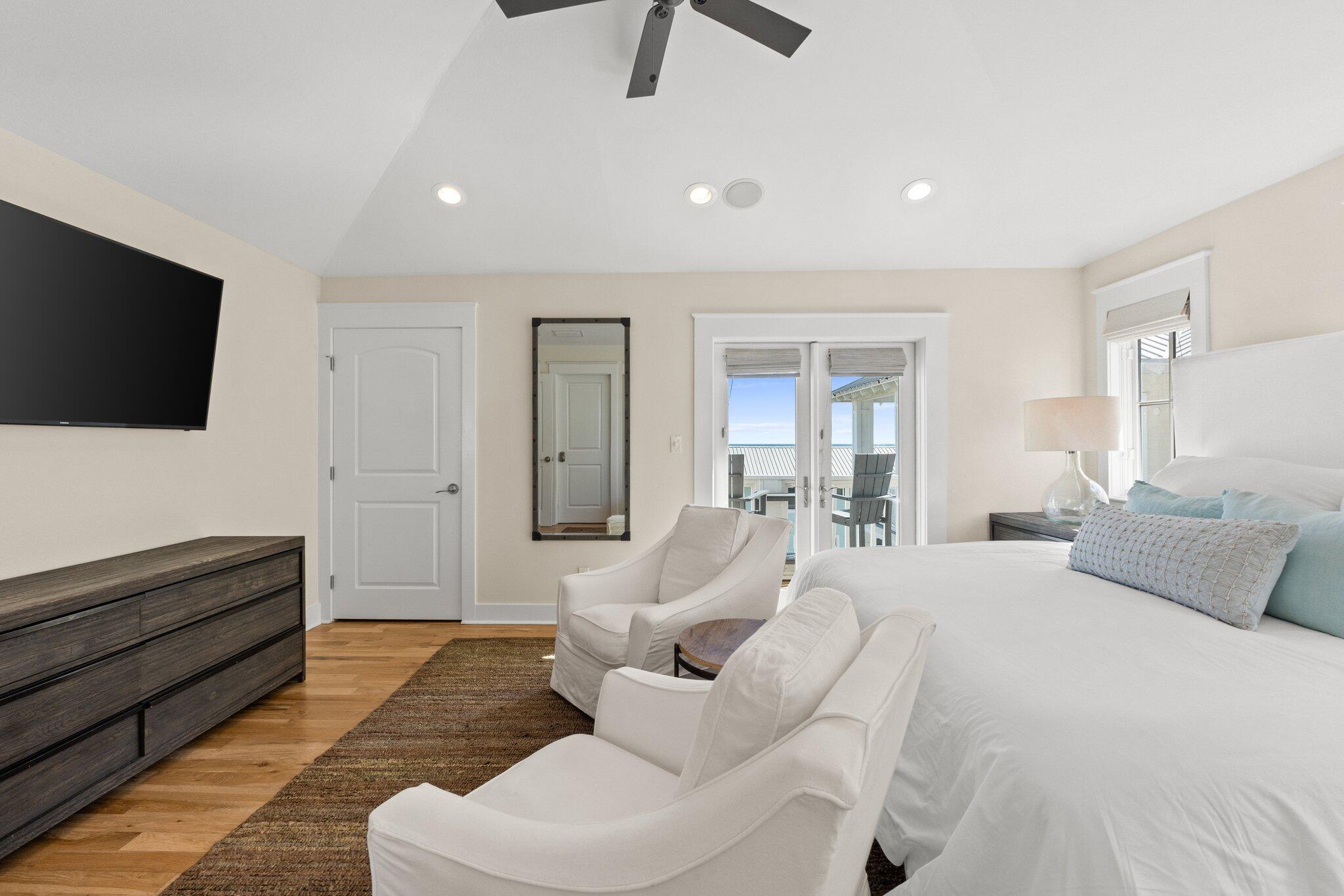 SUMMER'S EDGE - Residential