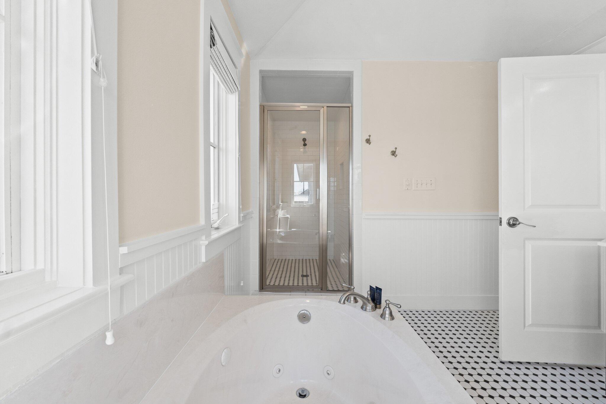 SUMMER'S EDGE - Residential