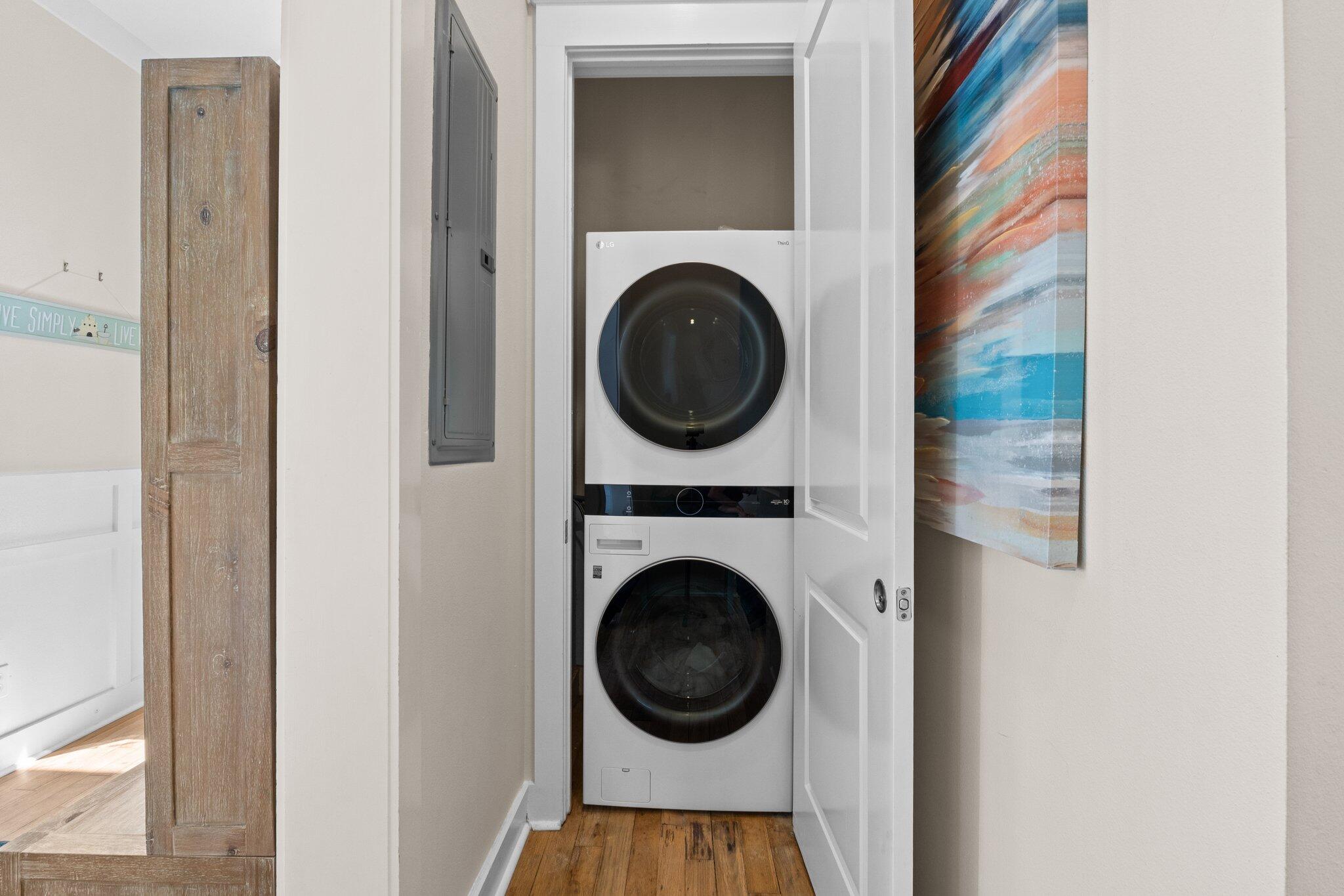 SUMMER'S EDGE - Residential