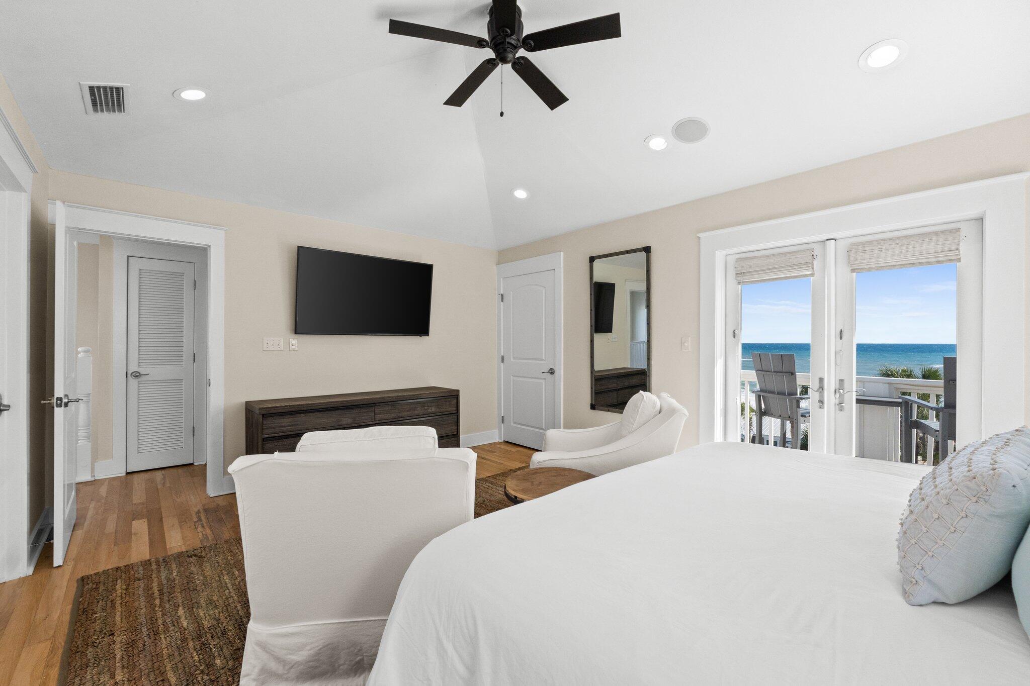 SUMMER'S EDGE - Residential