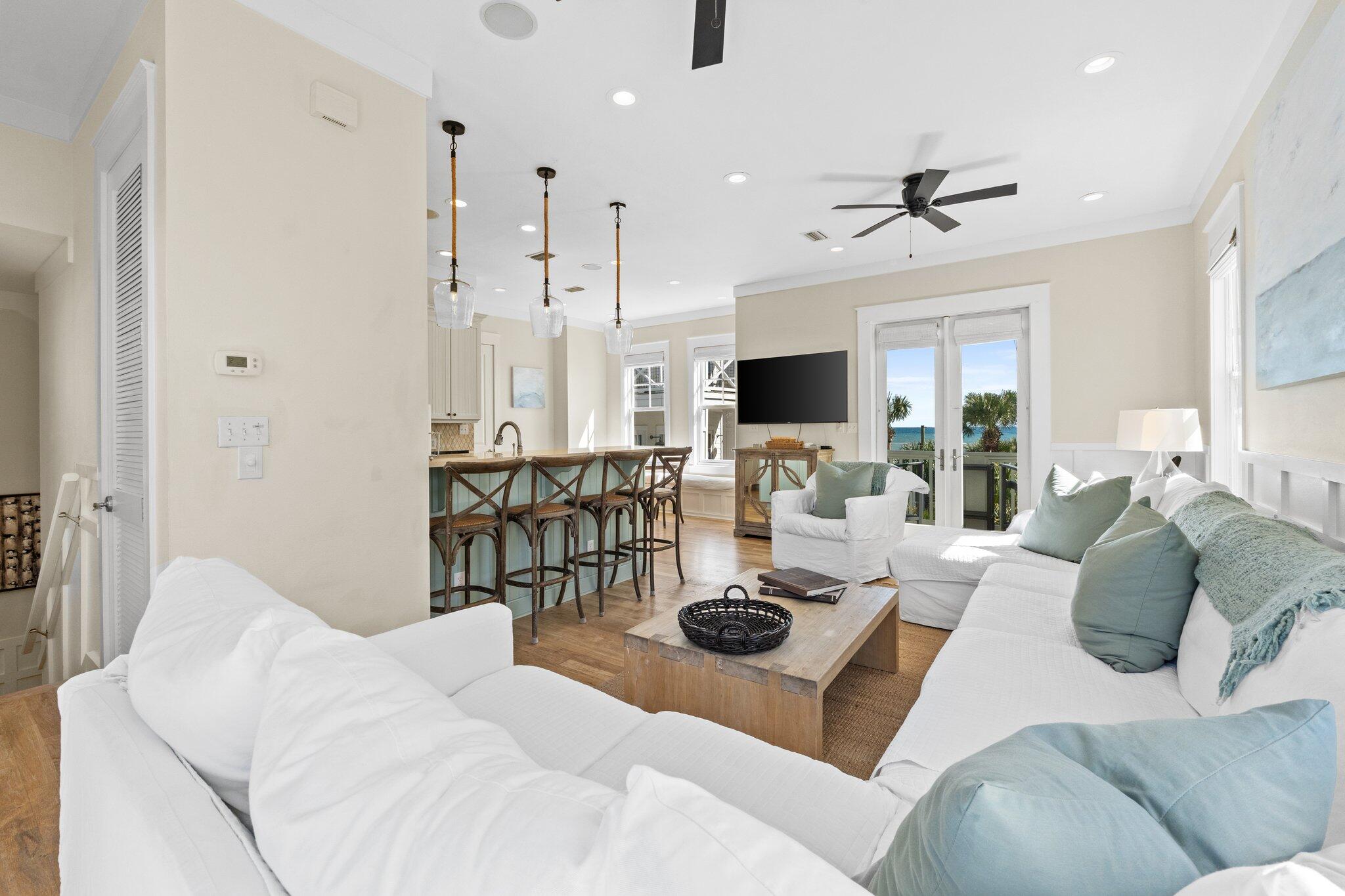 SUMMER'S EDGE - Residential