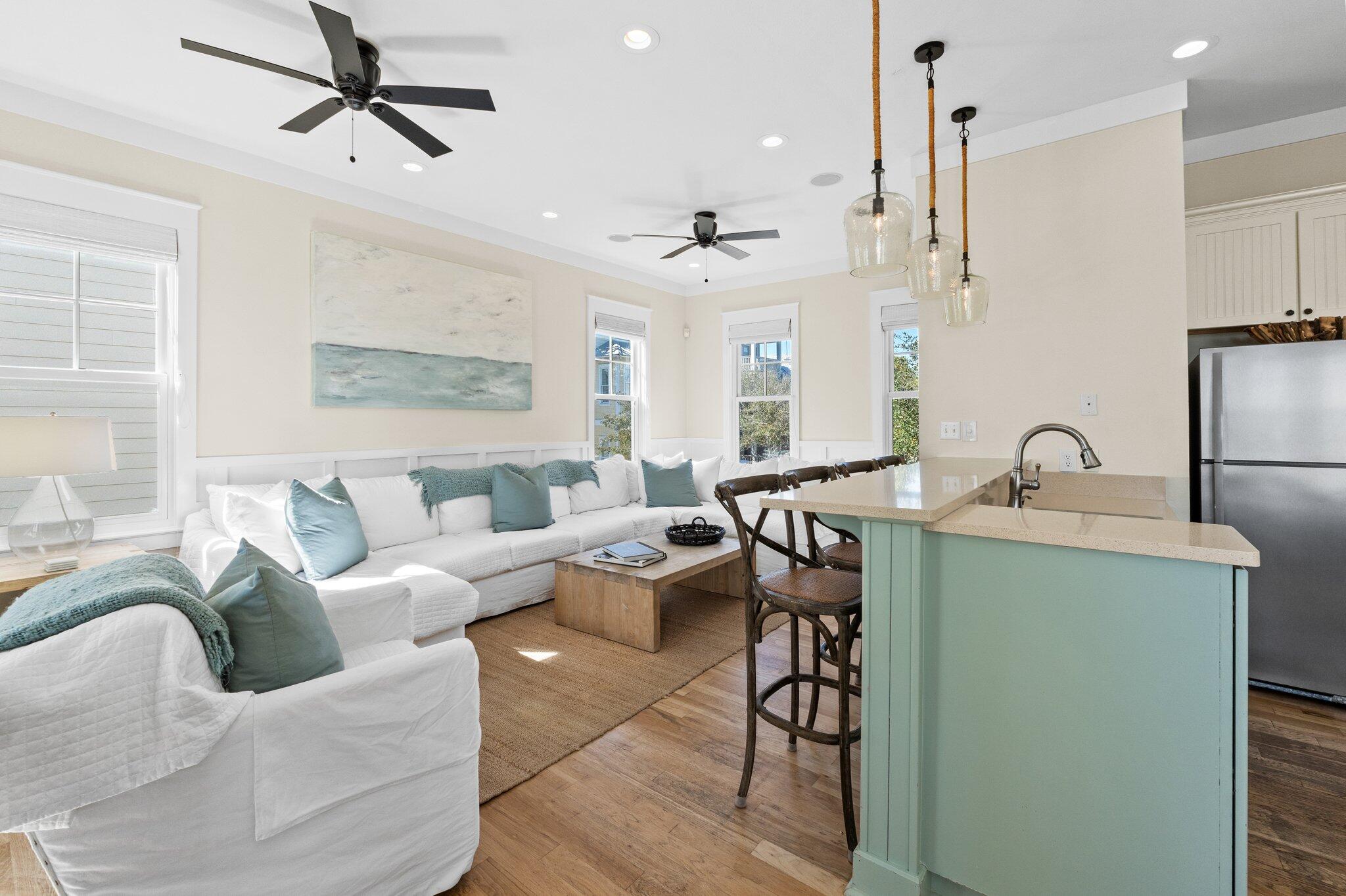 SUMMER'S EDGE - Residential