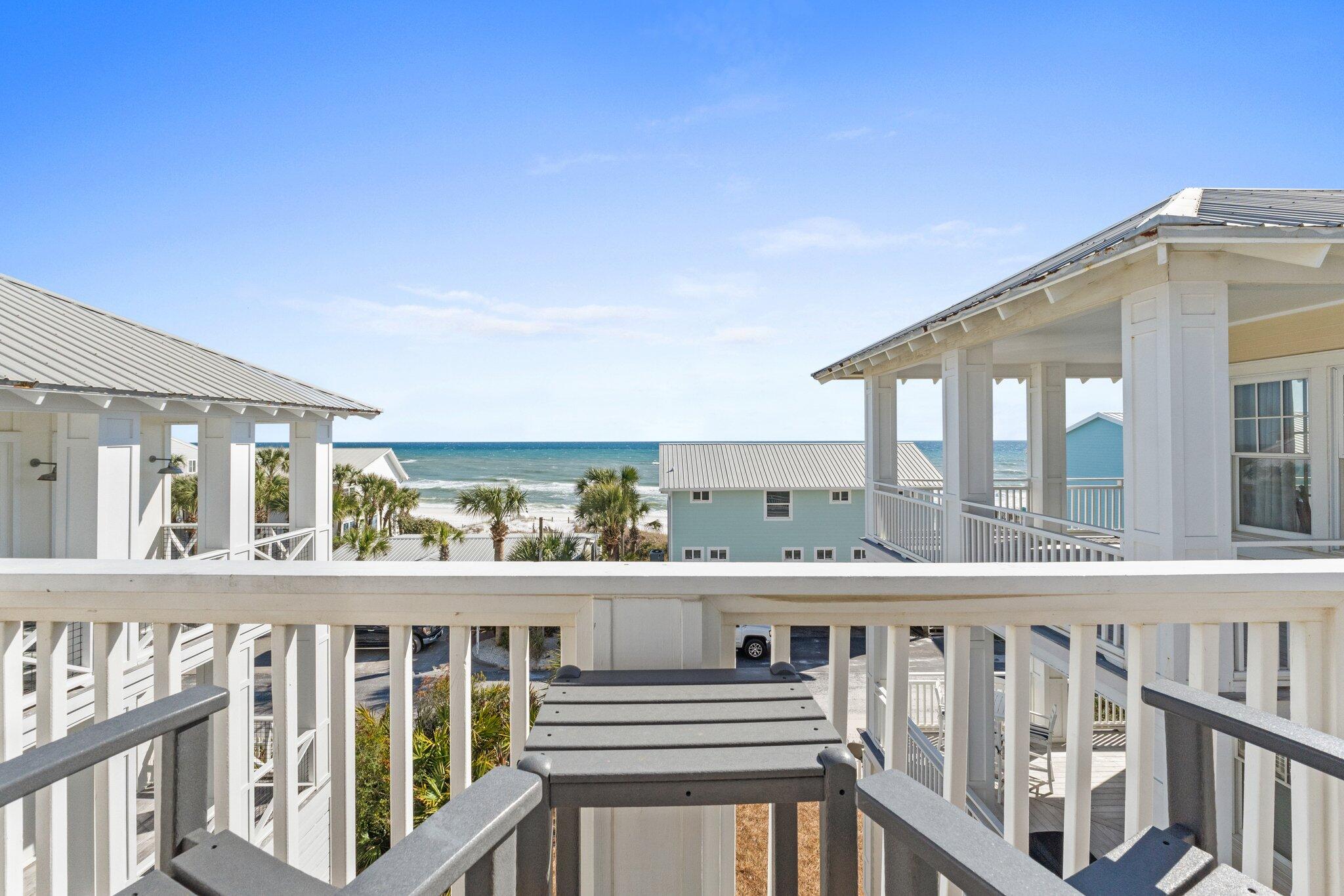 SUMMER'S EDGE - Residential