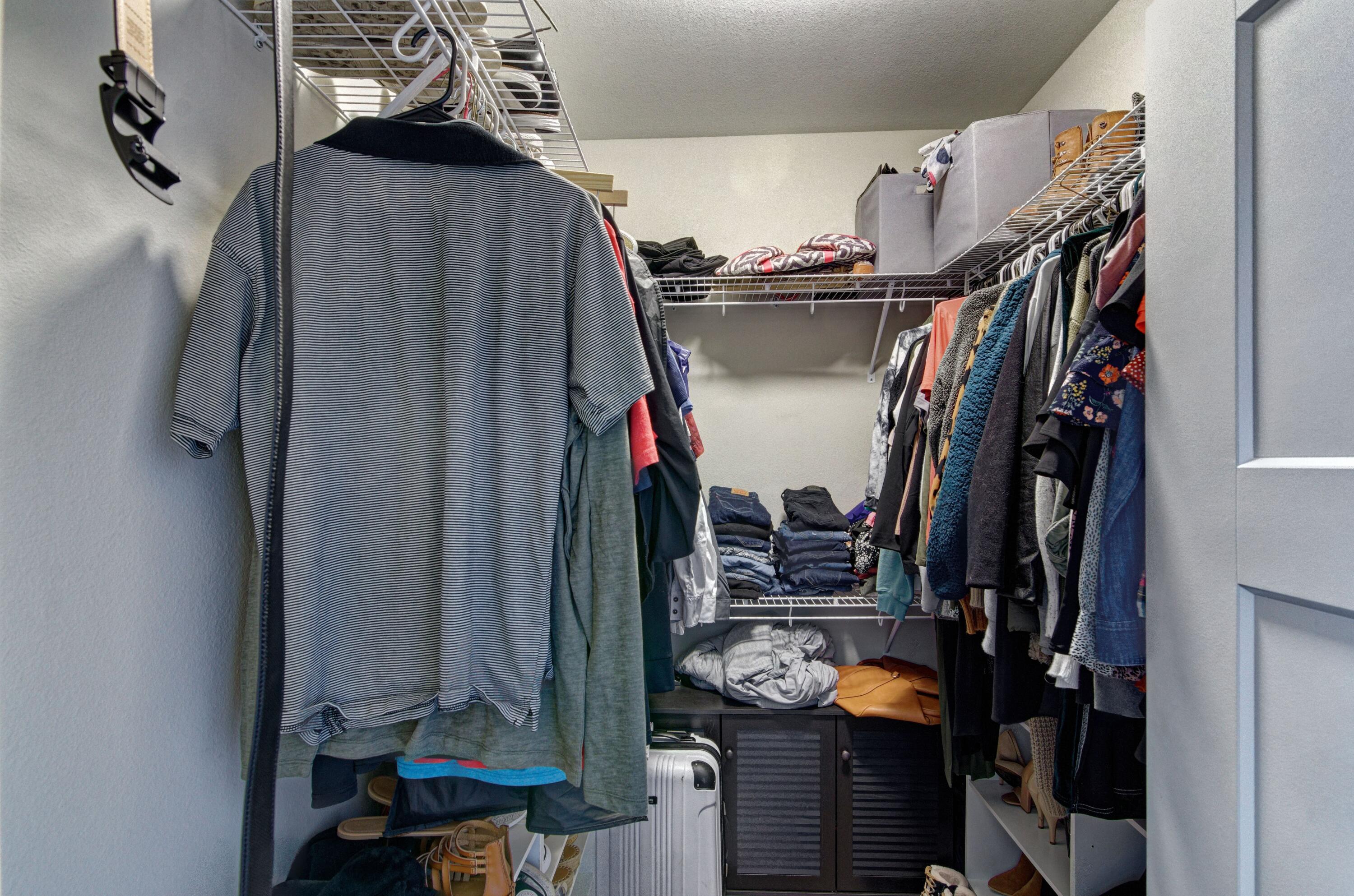 HERITAGE OAKS - Residential