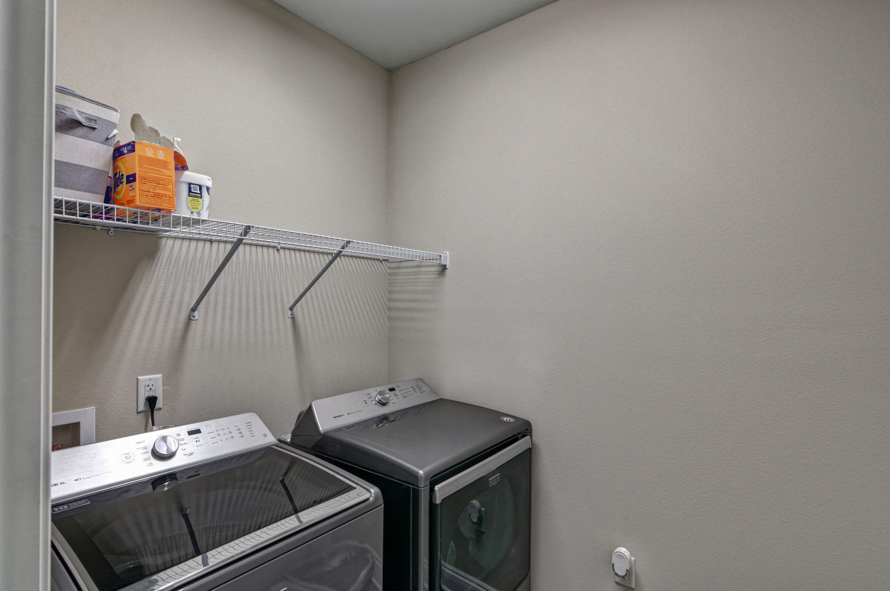 HERITAGE OAKS - Residential