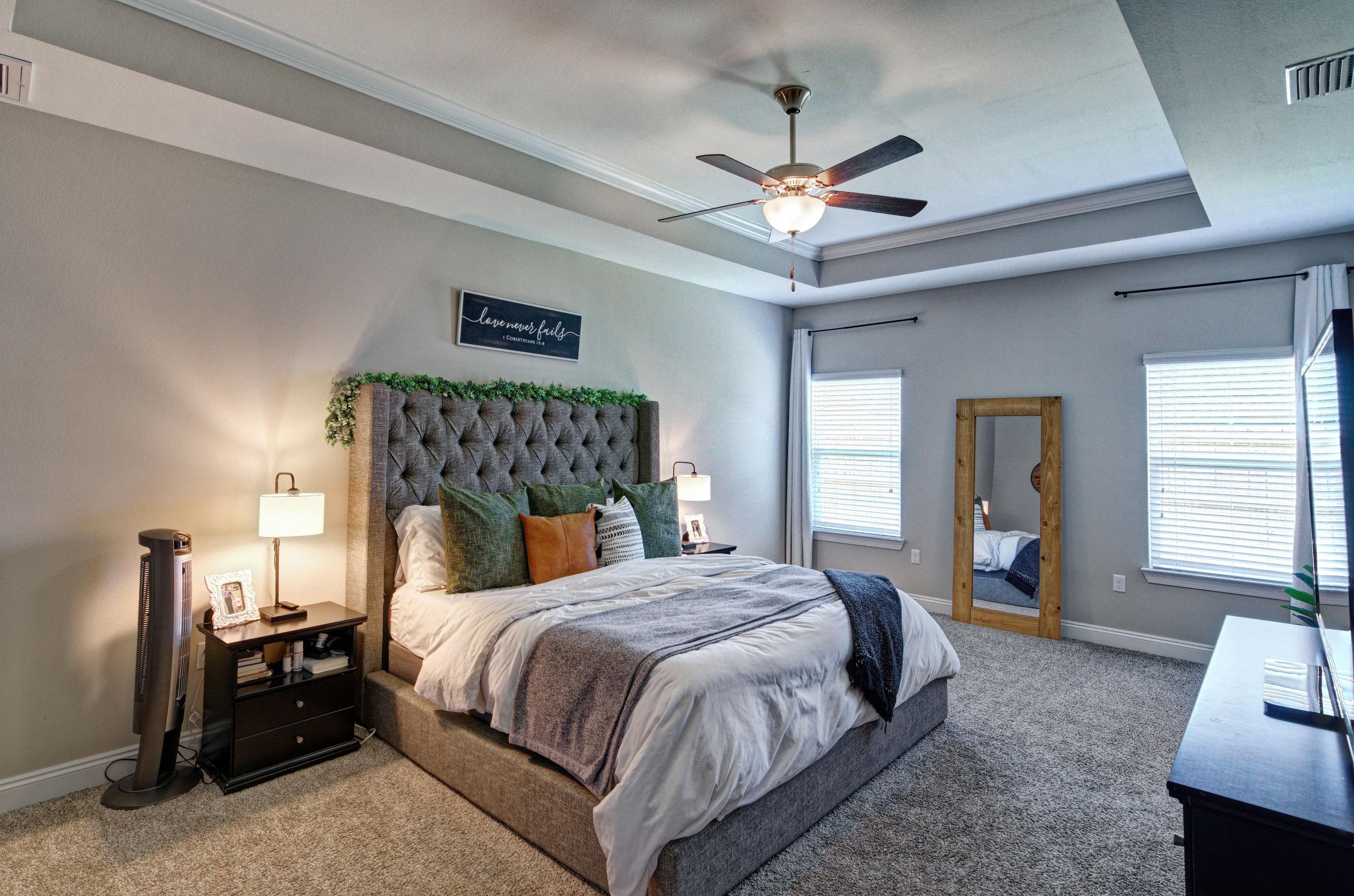 HERITAGE OAKS - Residential