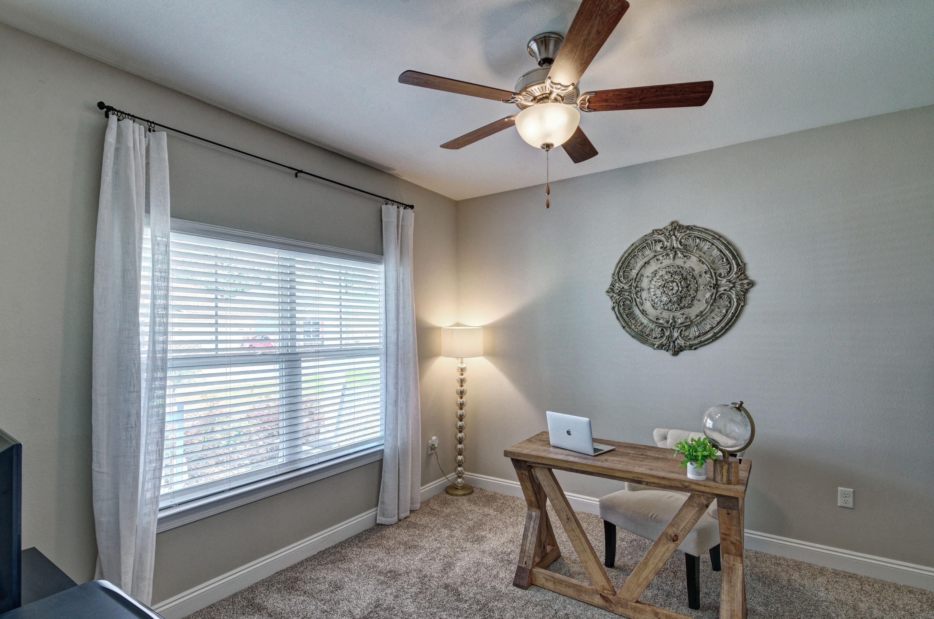 HERITAGE OAKS - Residential