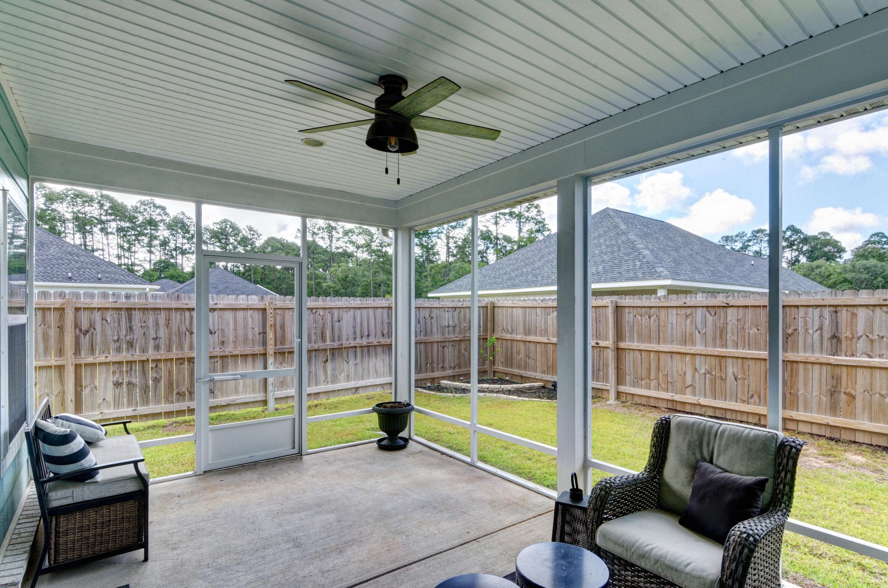 HERITAGE OAKS - Residential