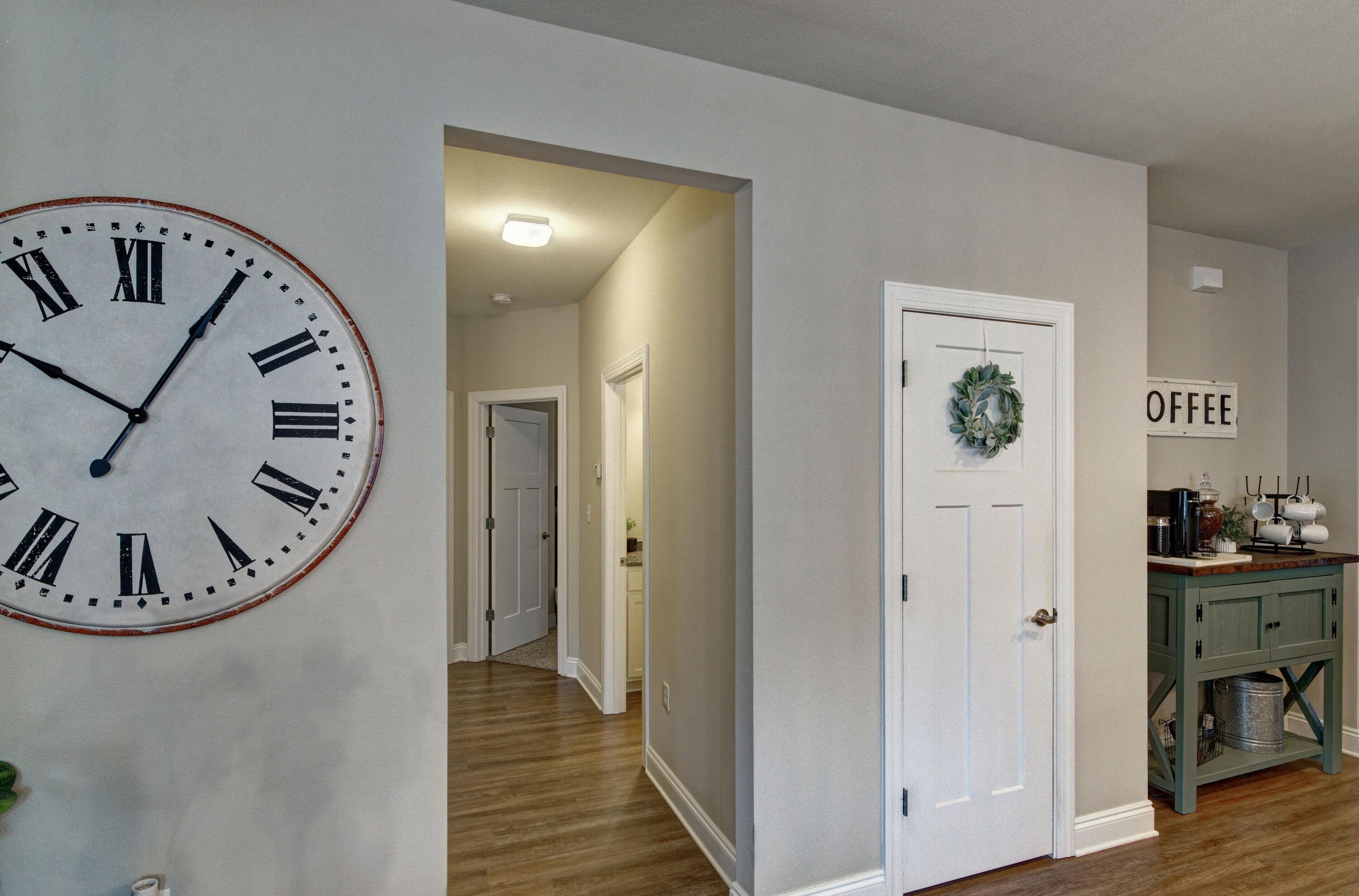 HERITAGE OAKS - Residential