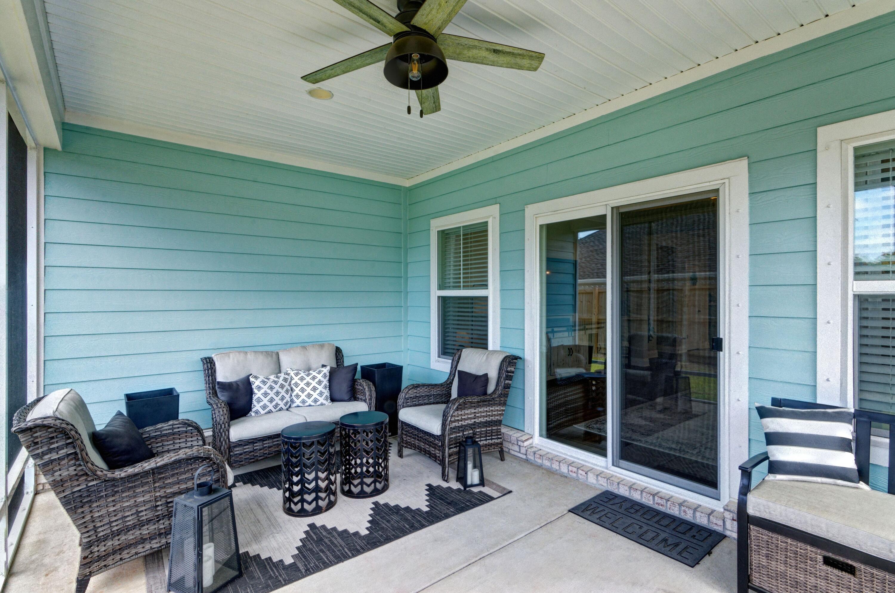 HERITAGE OAKS - Residential