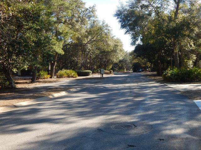 ROYAL OAKS VILLAS - Residential