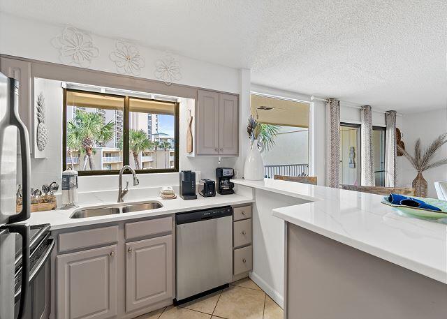 SILVER DUNES CONDO - Residential