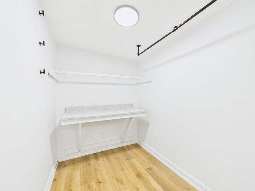 CRESTVIEW - Residential Lease