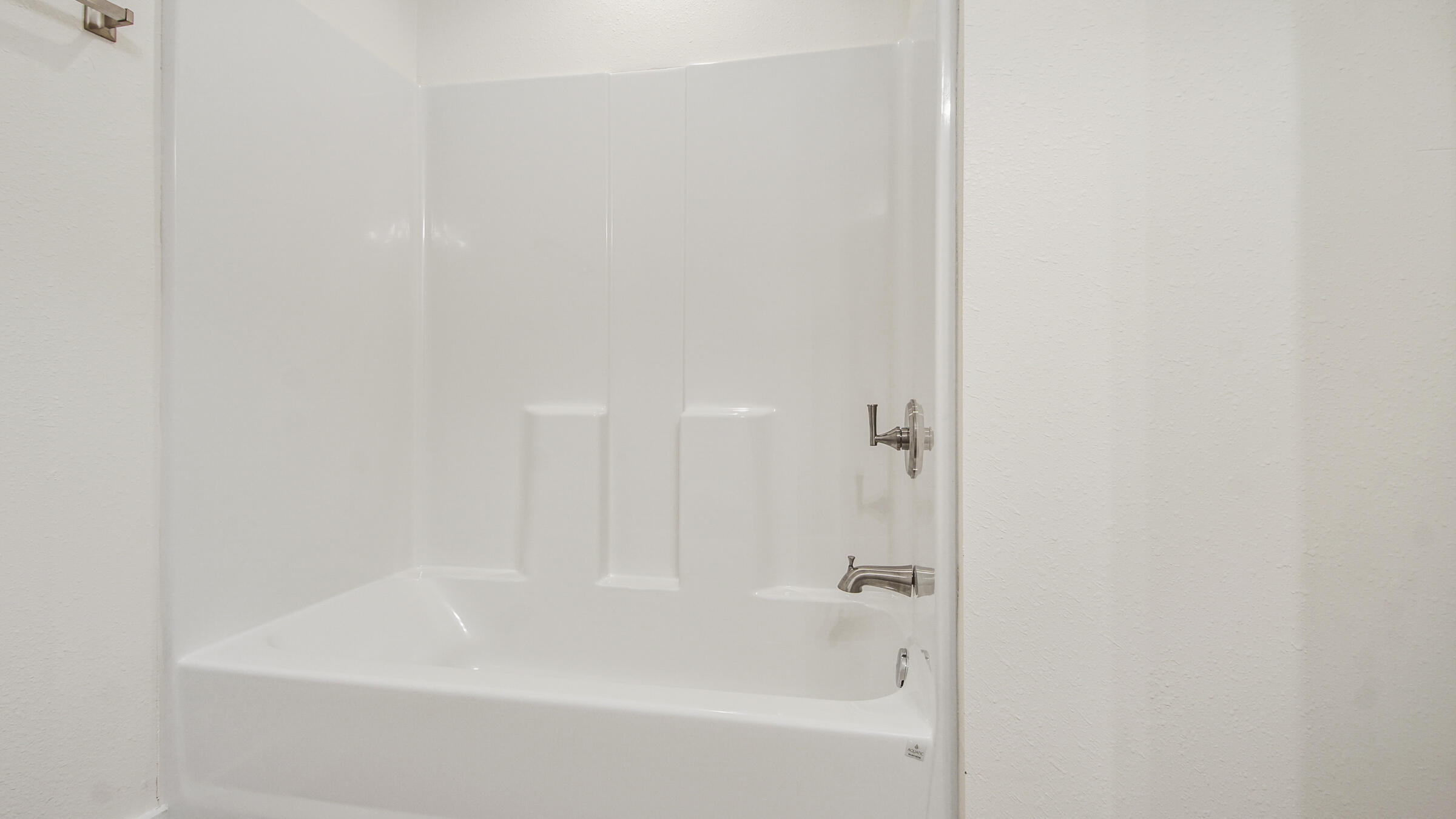 TUSCAN VILLAGE TH - Residential