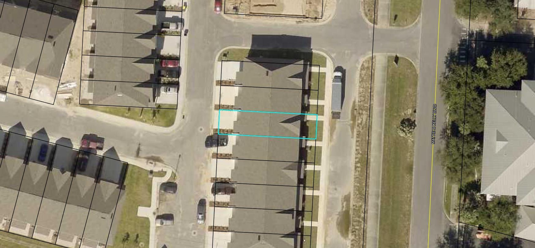 TUSCAN VILLAGE TH - Residential