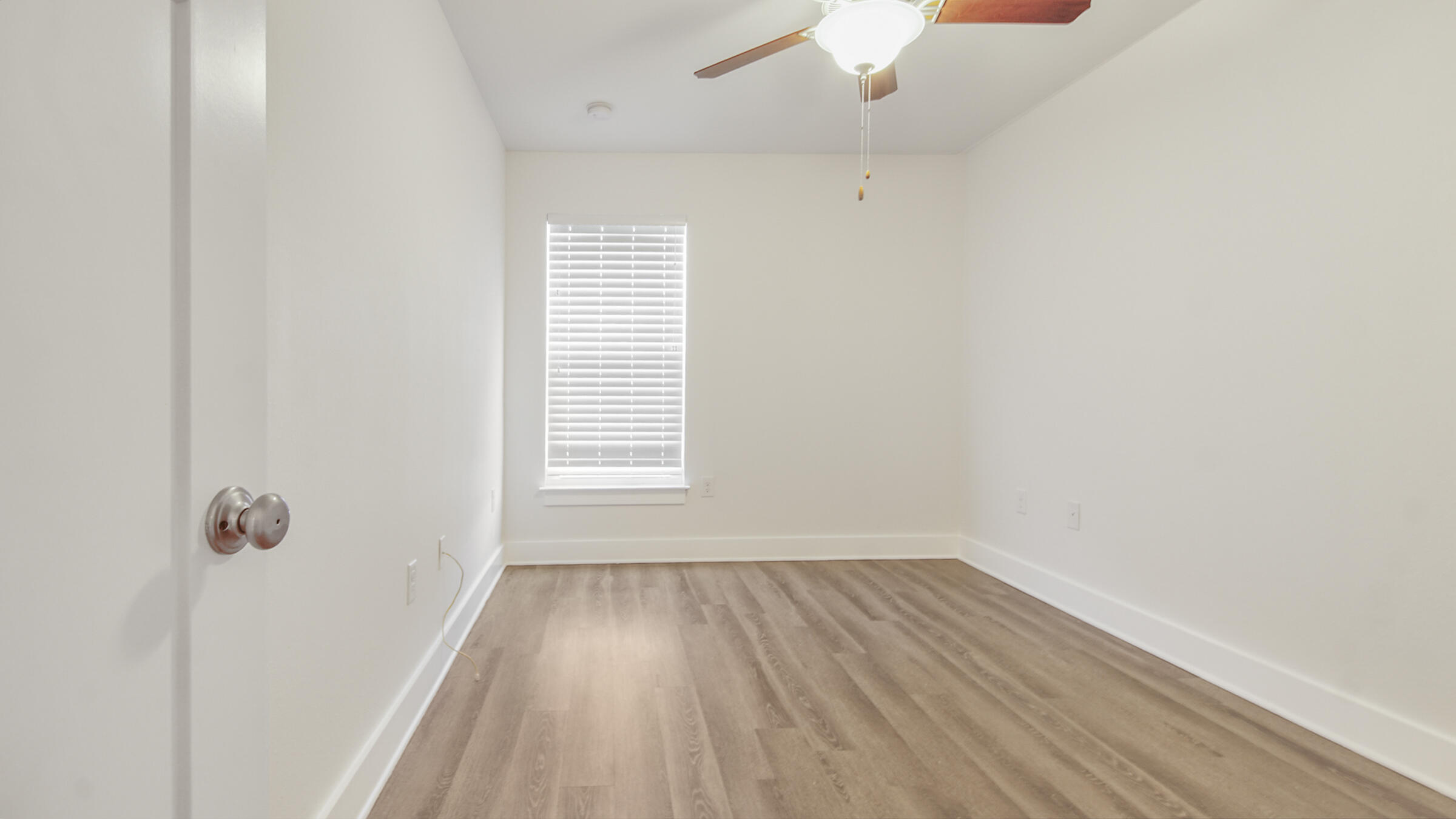 TUSCAN VILLAGE TH - Residential