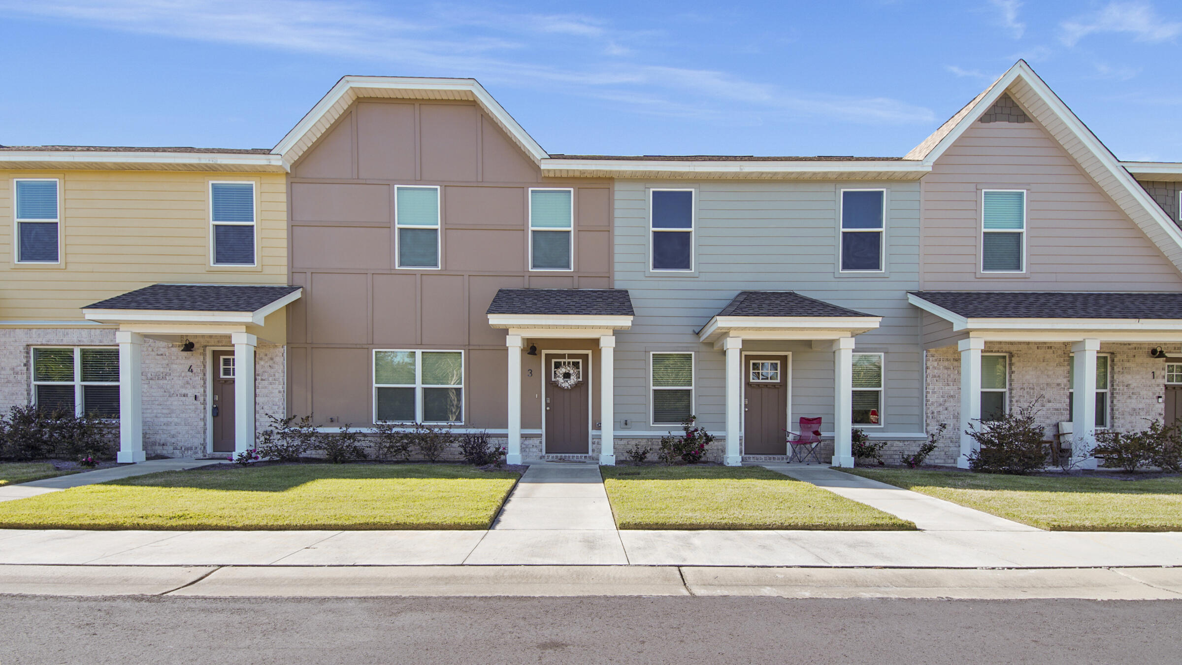 TUSCAN VILLAGE TH - Residential
