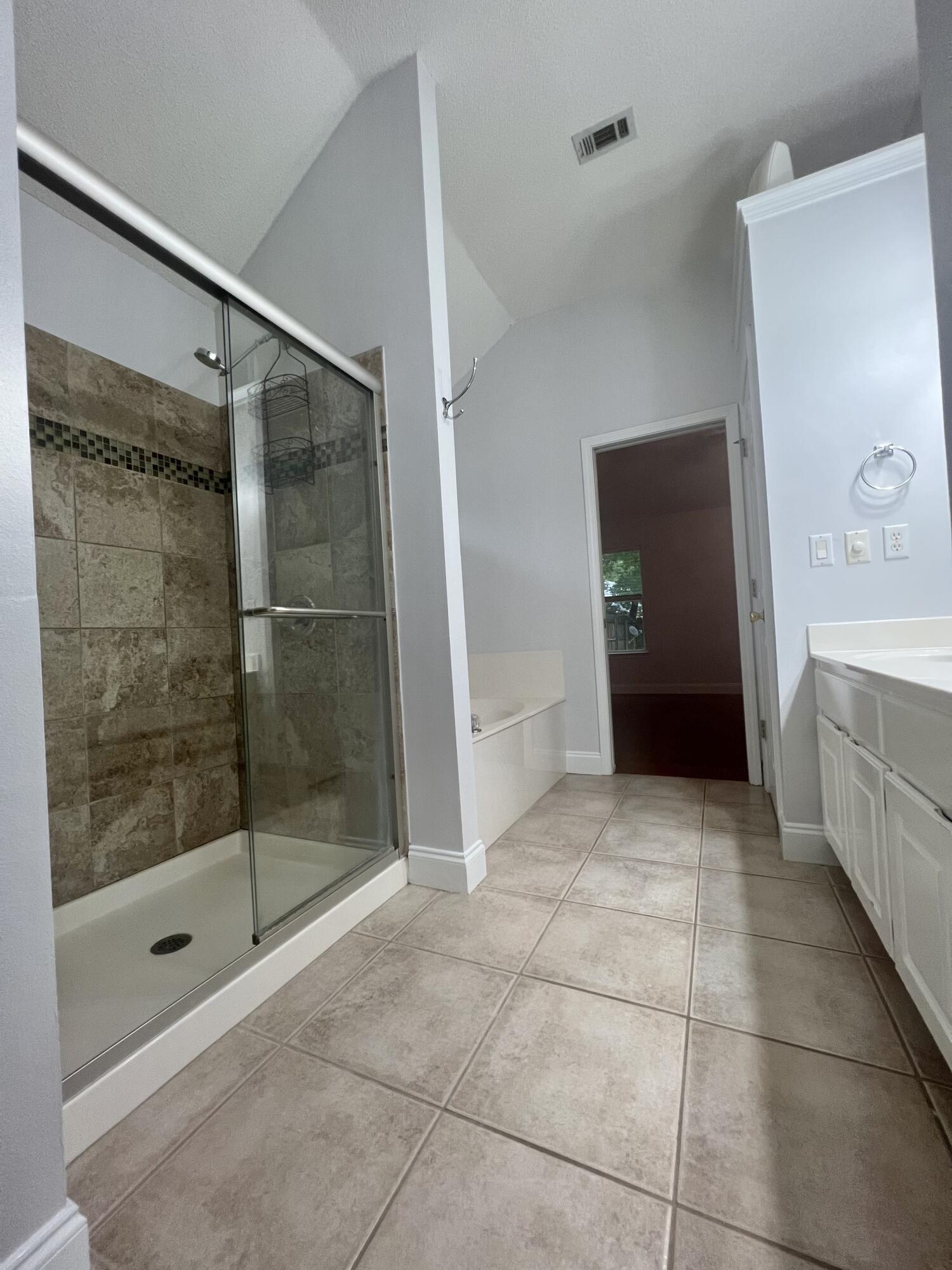 MAGNOLIA FOREST S/D PH 2 - Residential Lease