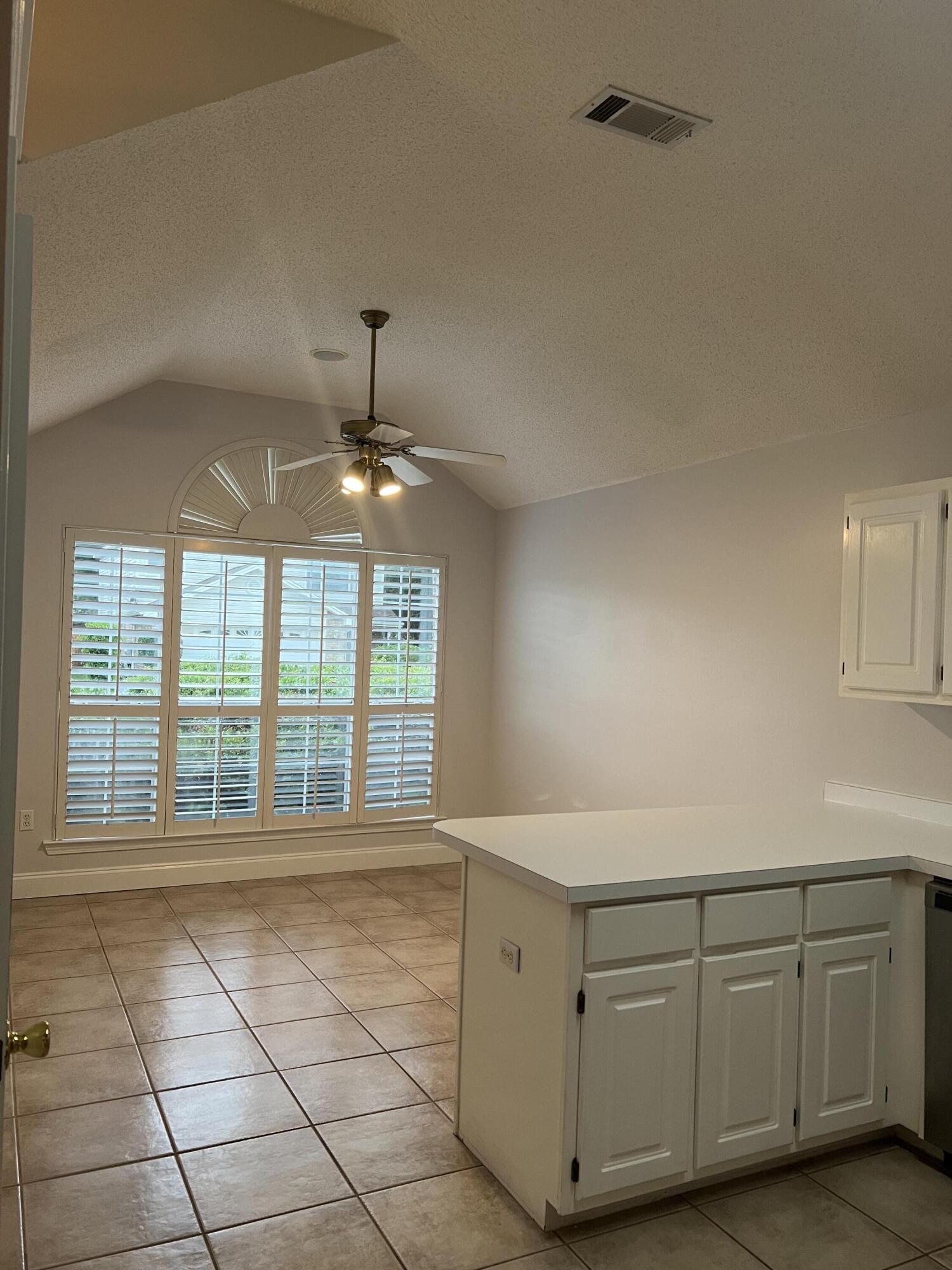 MAGNOLIA FOREST S/D PH 2 - Residential Lease