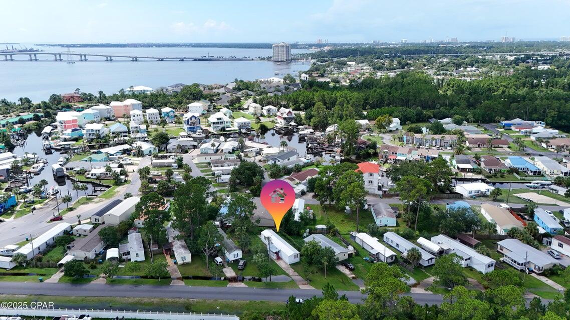 BAYSIDE PARK UNIT 1 - Residential
