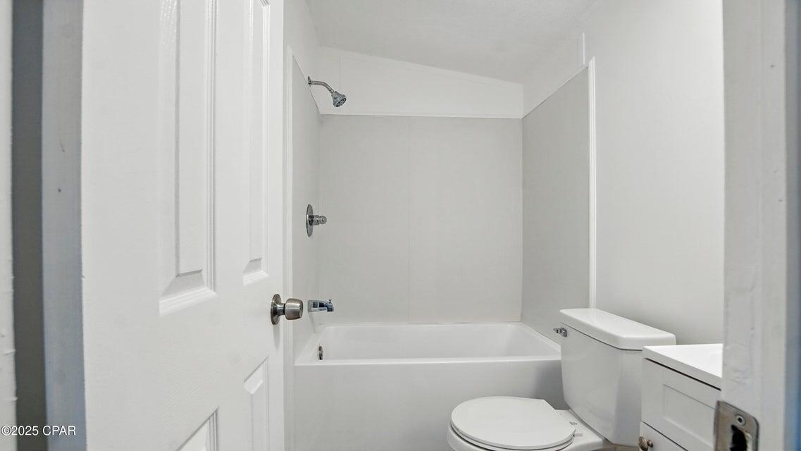 BAYSIDE PARK UNIT 1 - Residential