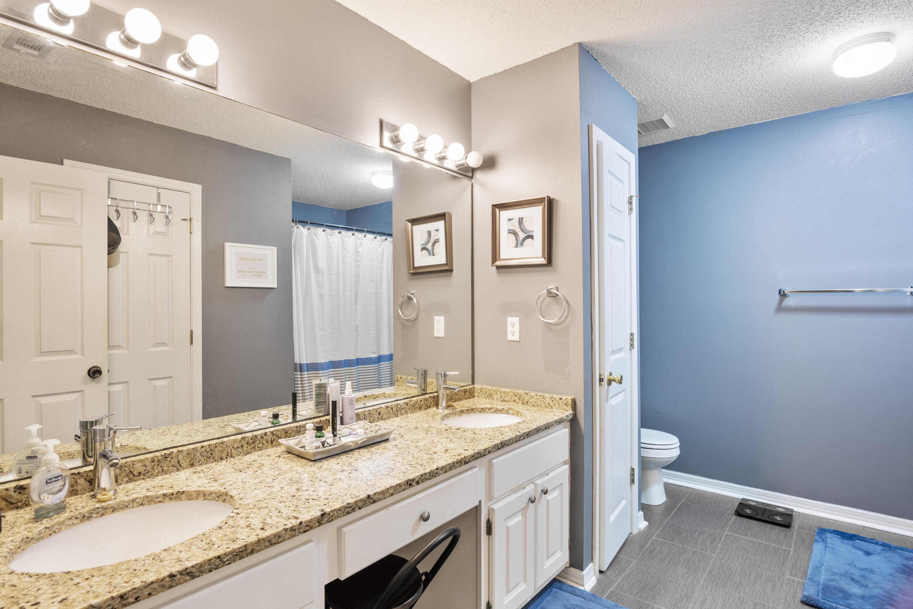 EMERALD VILLAGE S/D - Residential